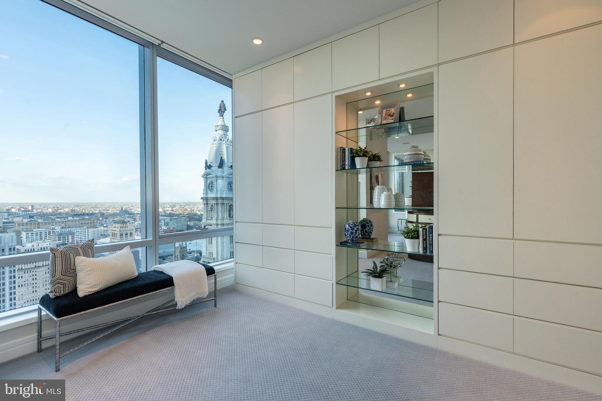 CENTER CITY - Residential