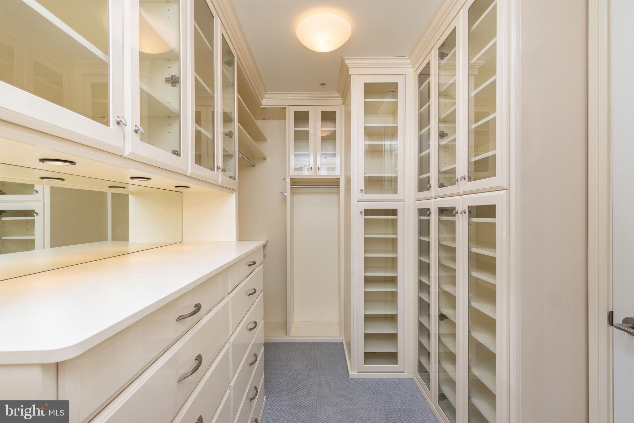 CENTER CITY - Residential