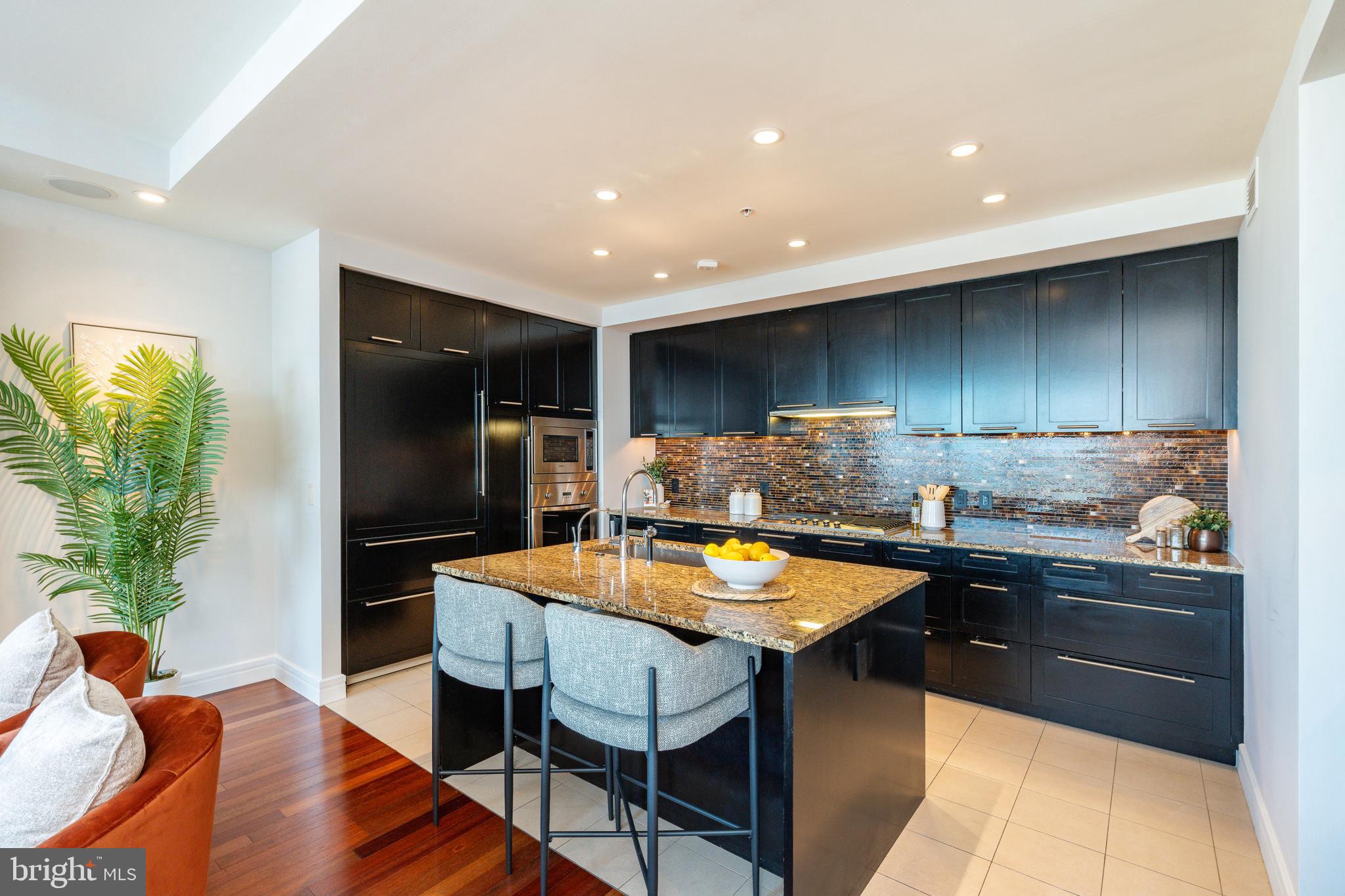 CENTER CITY - Residential