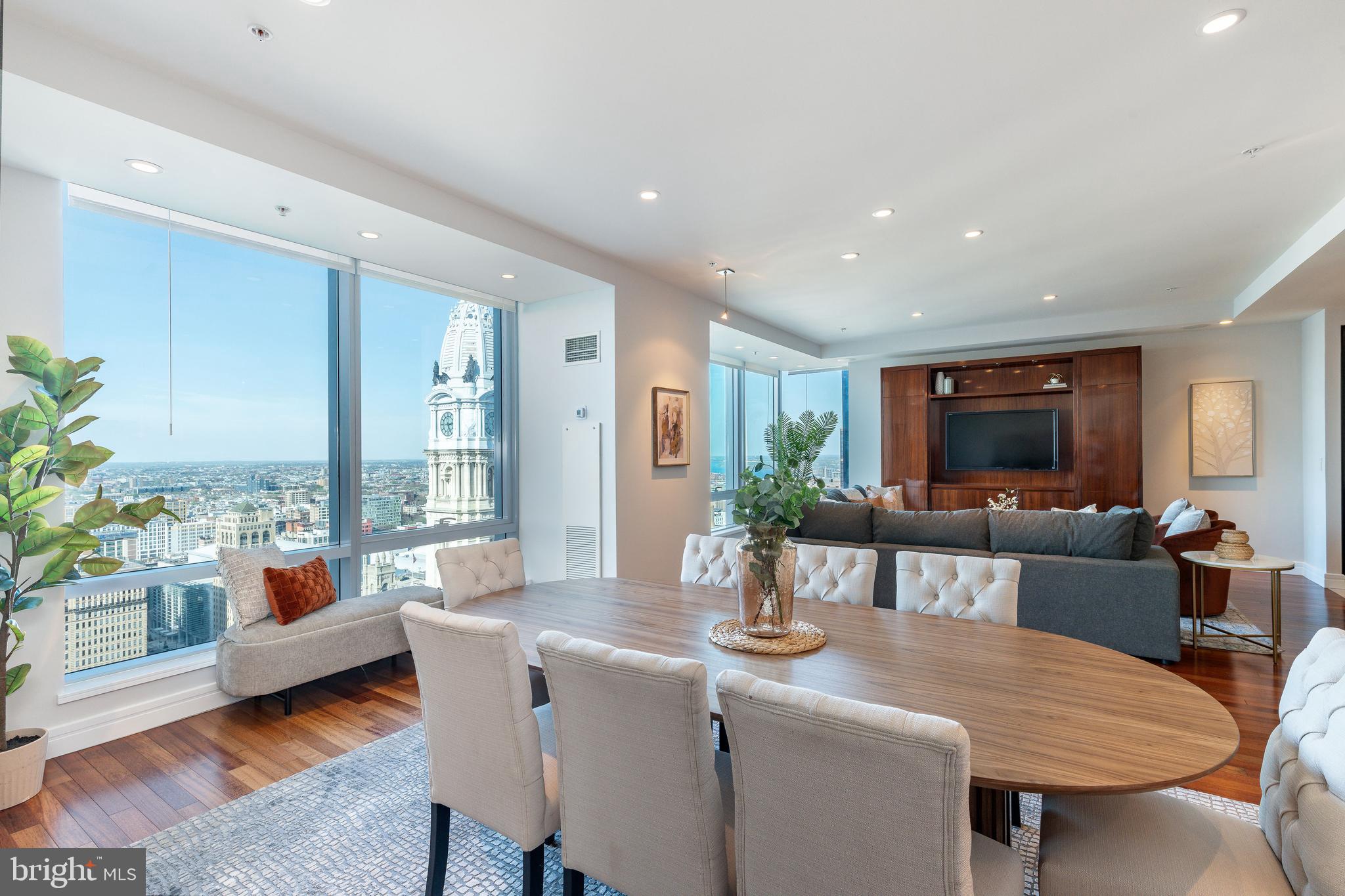 CENTER CITY - Residential