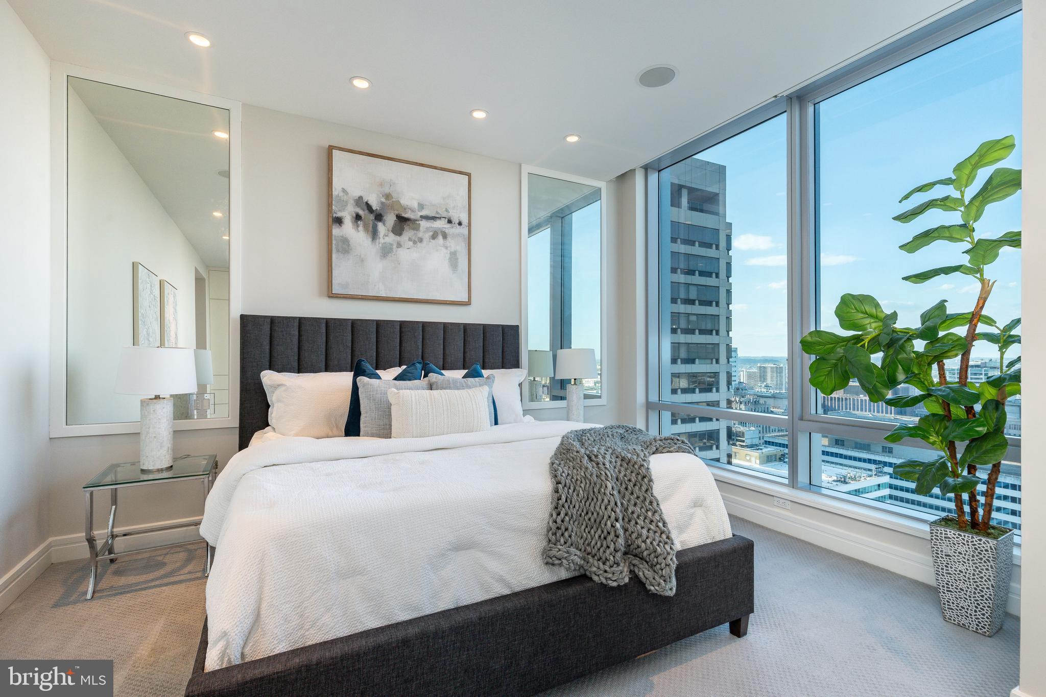 CENTER CITY - Residential