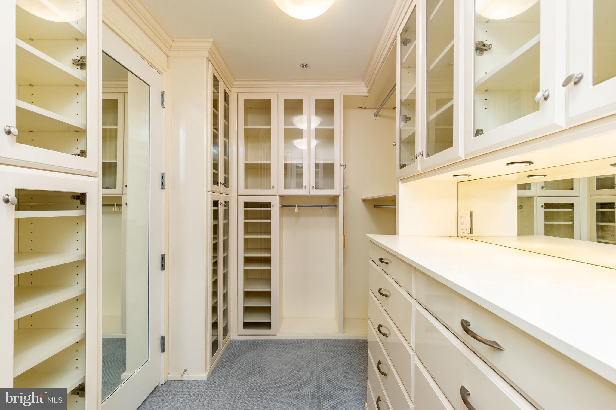 CENTER CITY - Residential