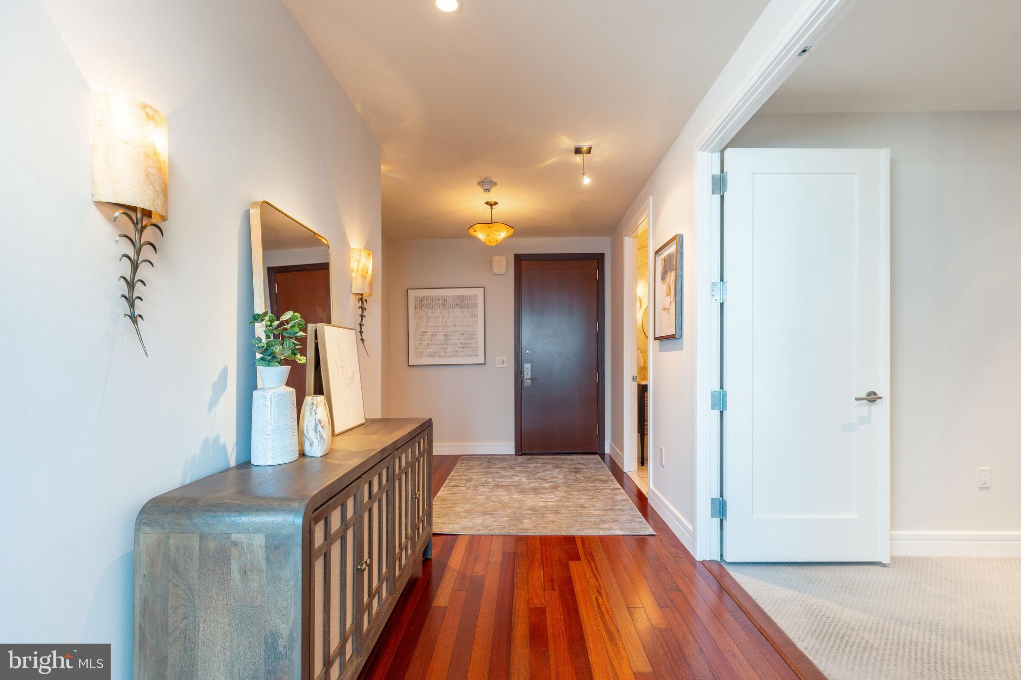 CENTER CITY - Residential