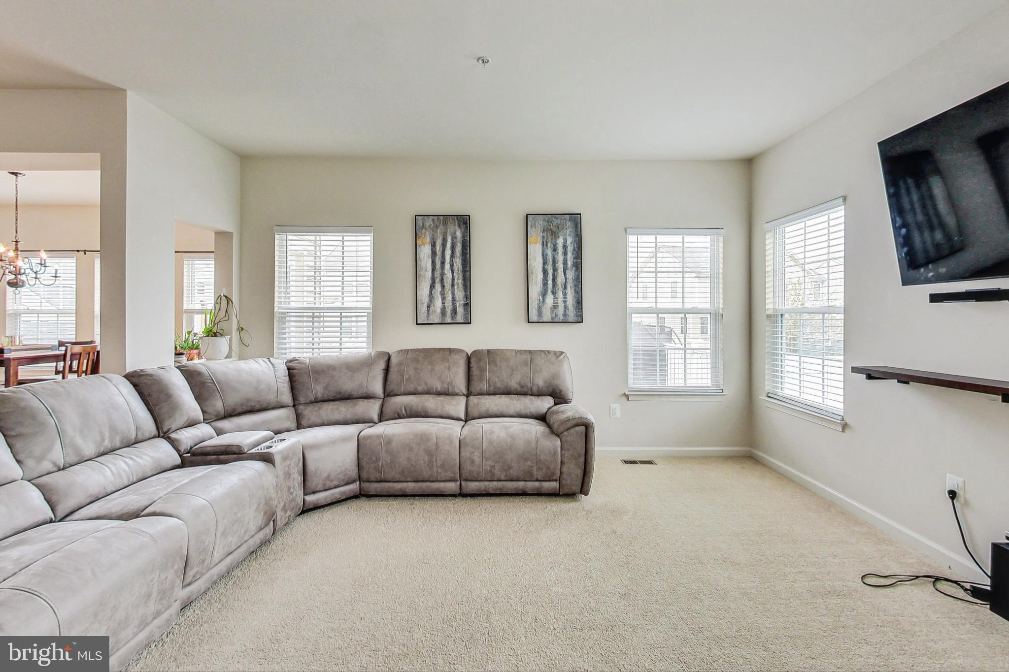 BRENTWOOD - Residential Lease