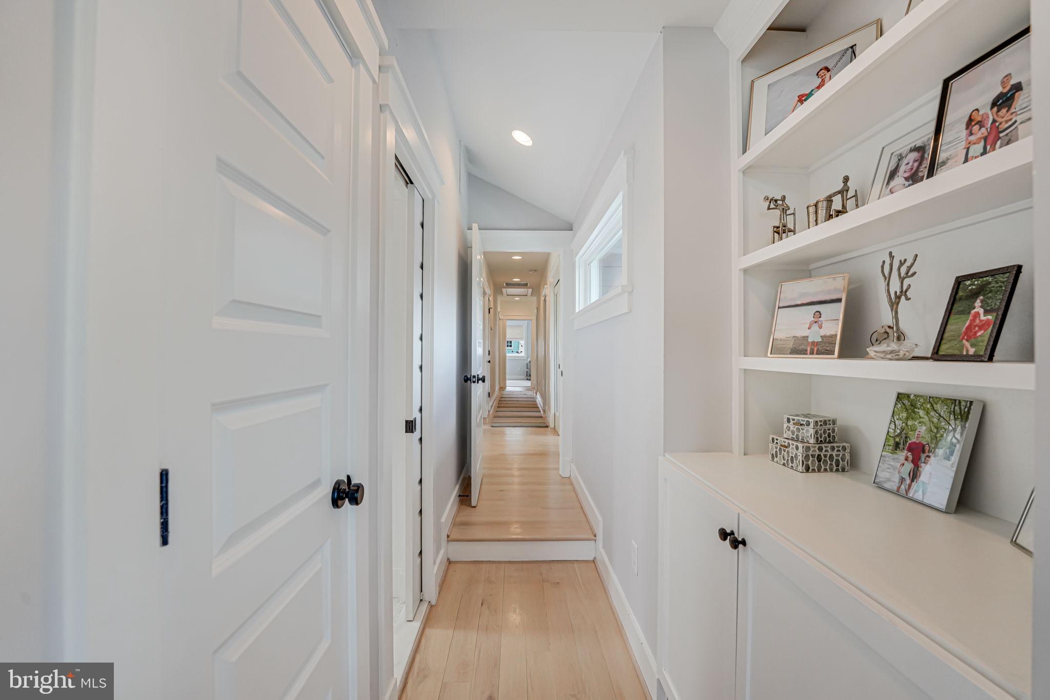 ROSEMONT PARK - Residential