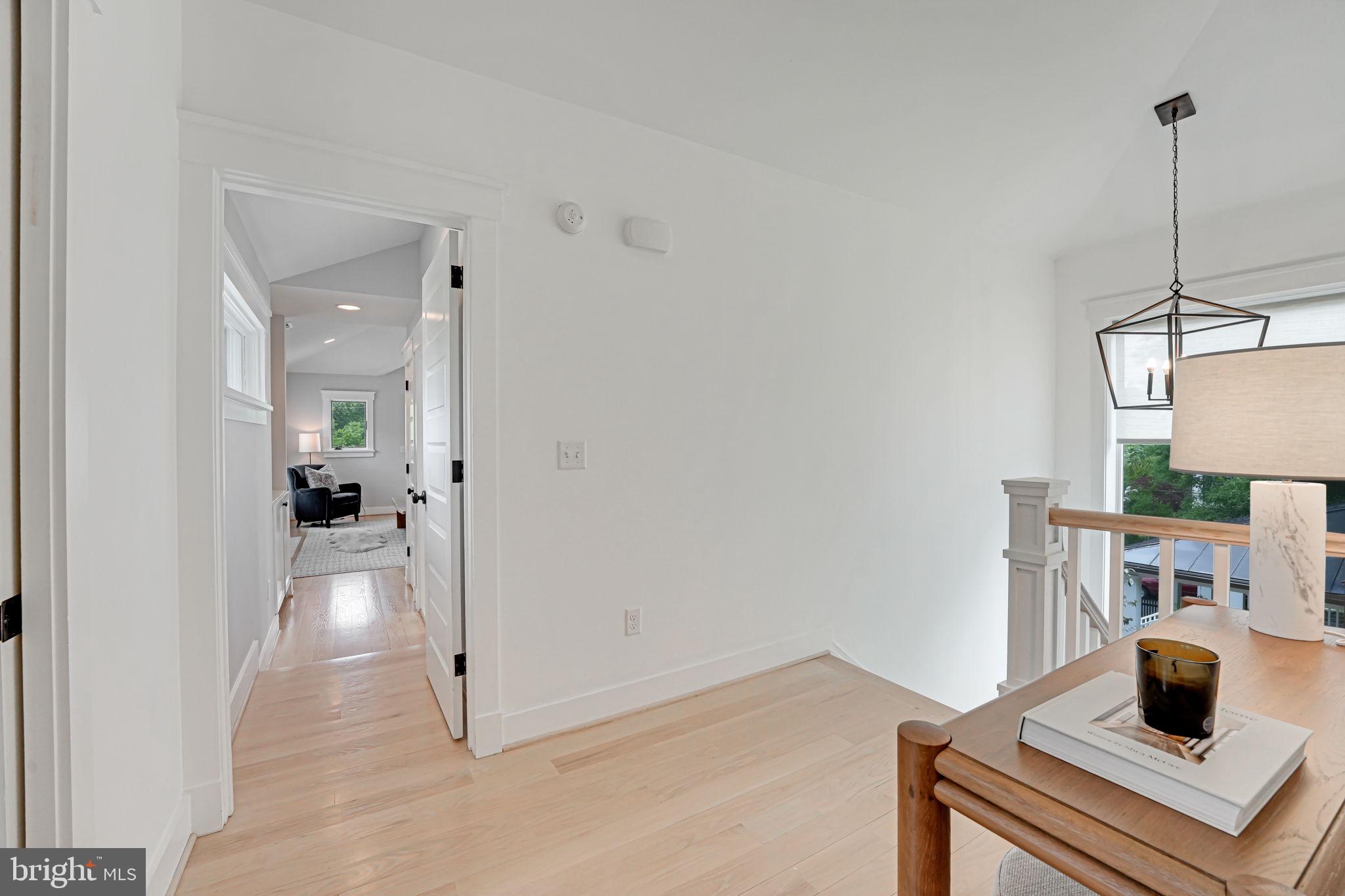 ROSEMONT PARK - Residential