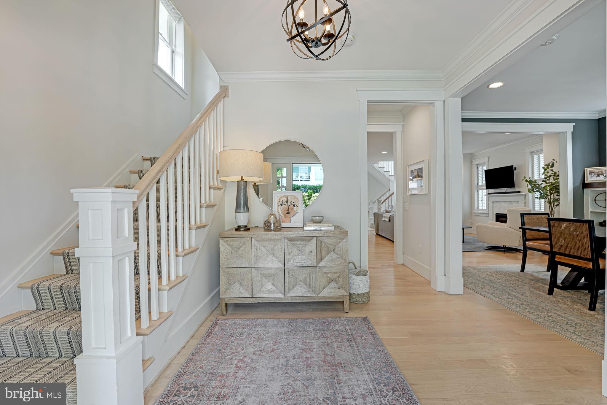 ROSEMONT PARK - Residential