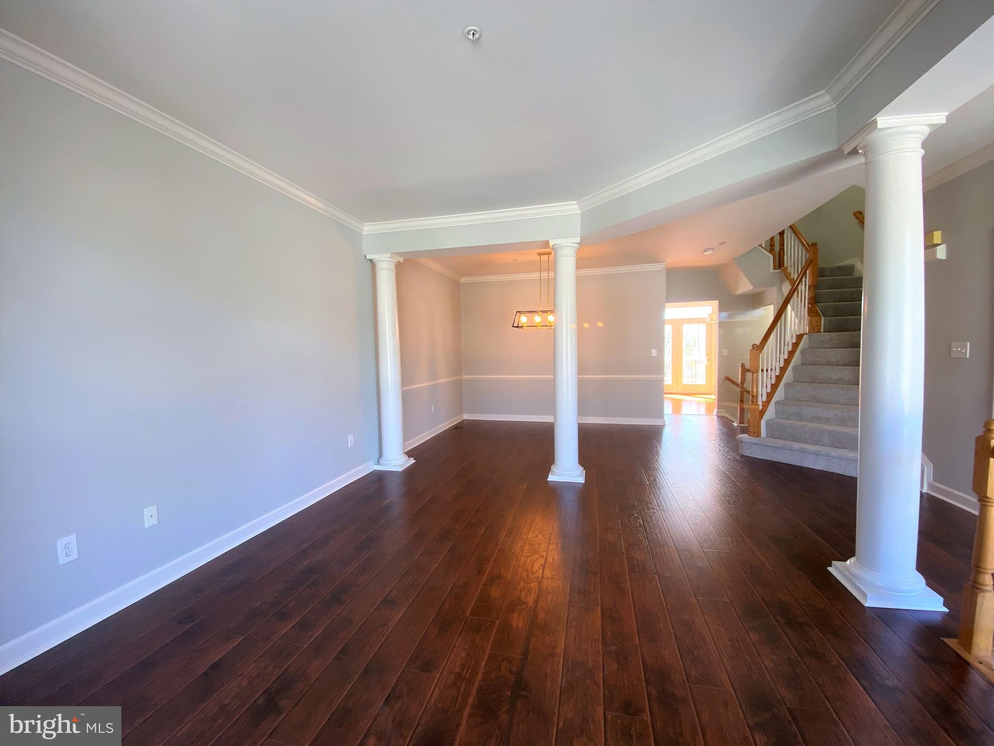 WILLOWS OF POTOMAC - Residential Lease