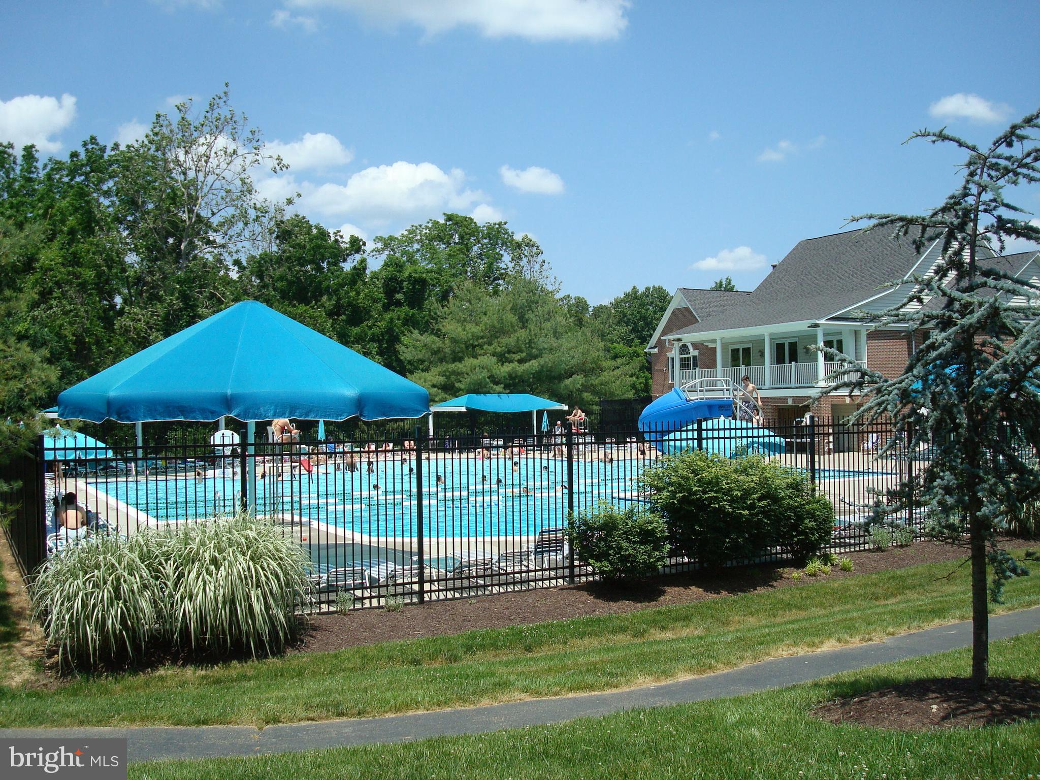 WILLOWS OF POTOMAC - Residential Lease