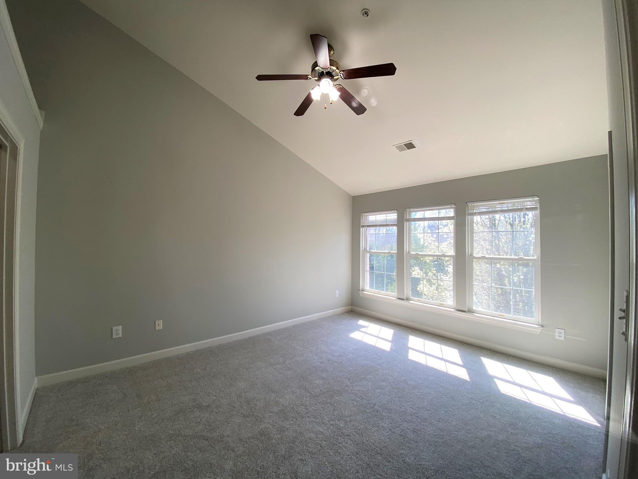 WILLOWS OF POTOMAC - Residential Lease