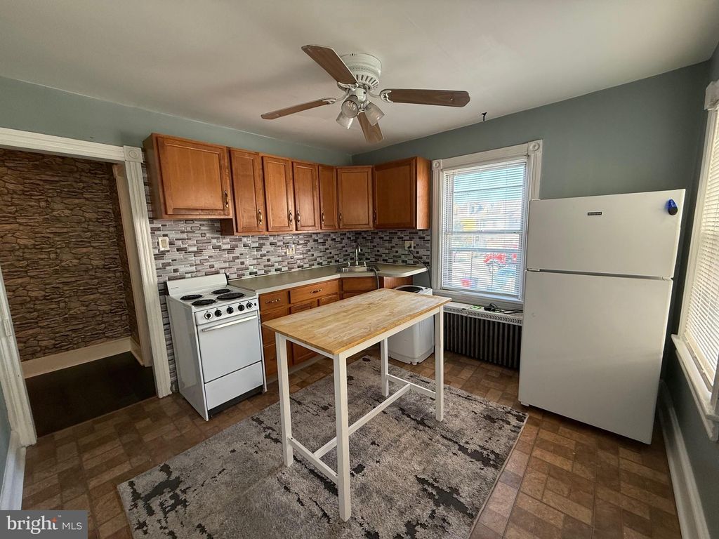 Photo of 360 Lafayette Street #2ND FL, BRISTOL, PA 19007 (MLS # PABU2105192)