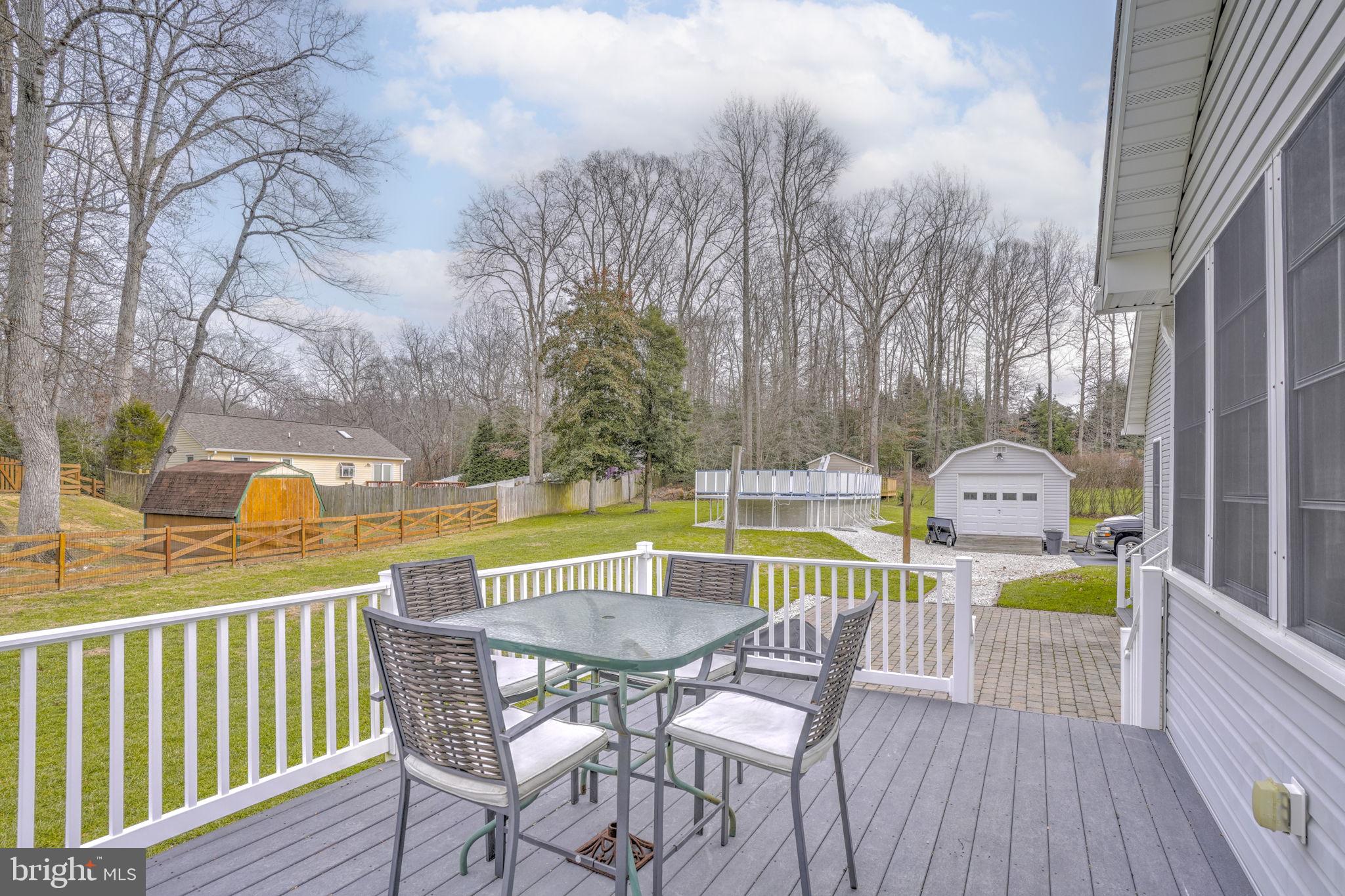 ROUSBY HALL WOODS - Residential