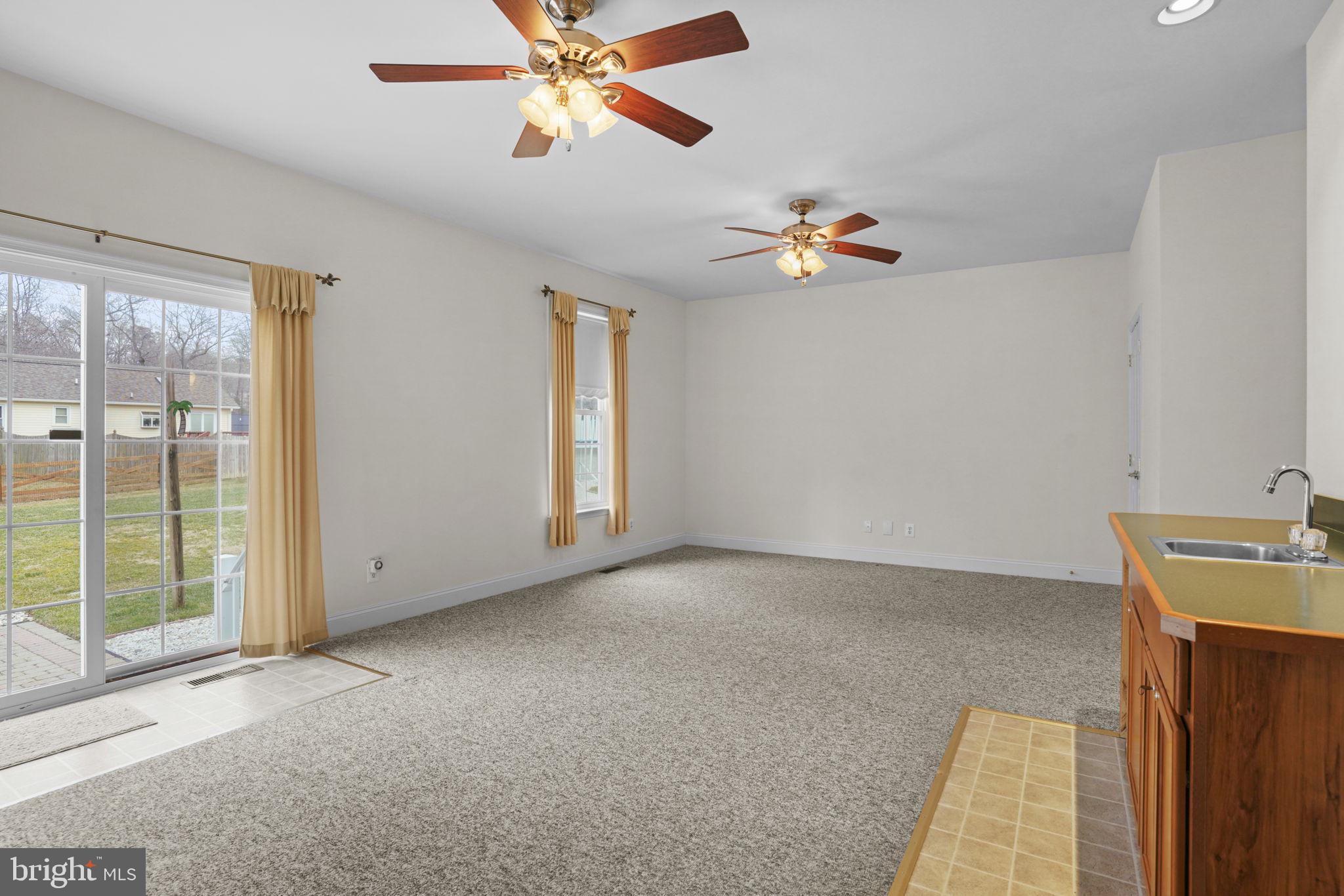 ROUSBY HALL WOODS - Residential