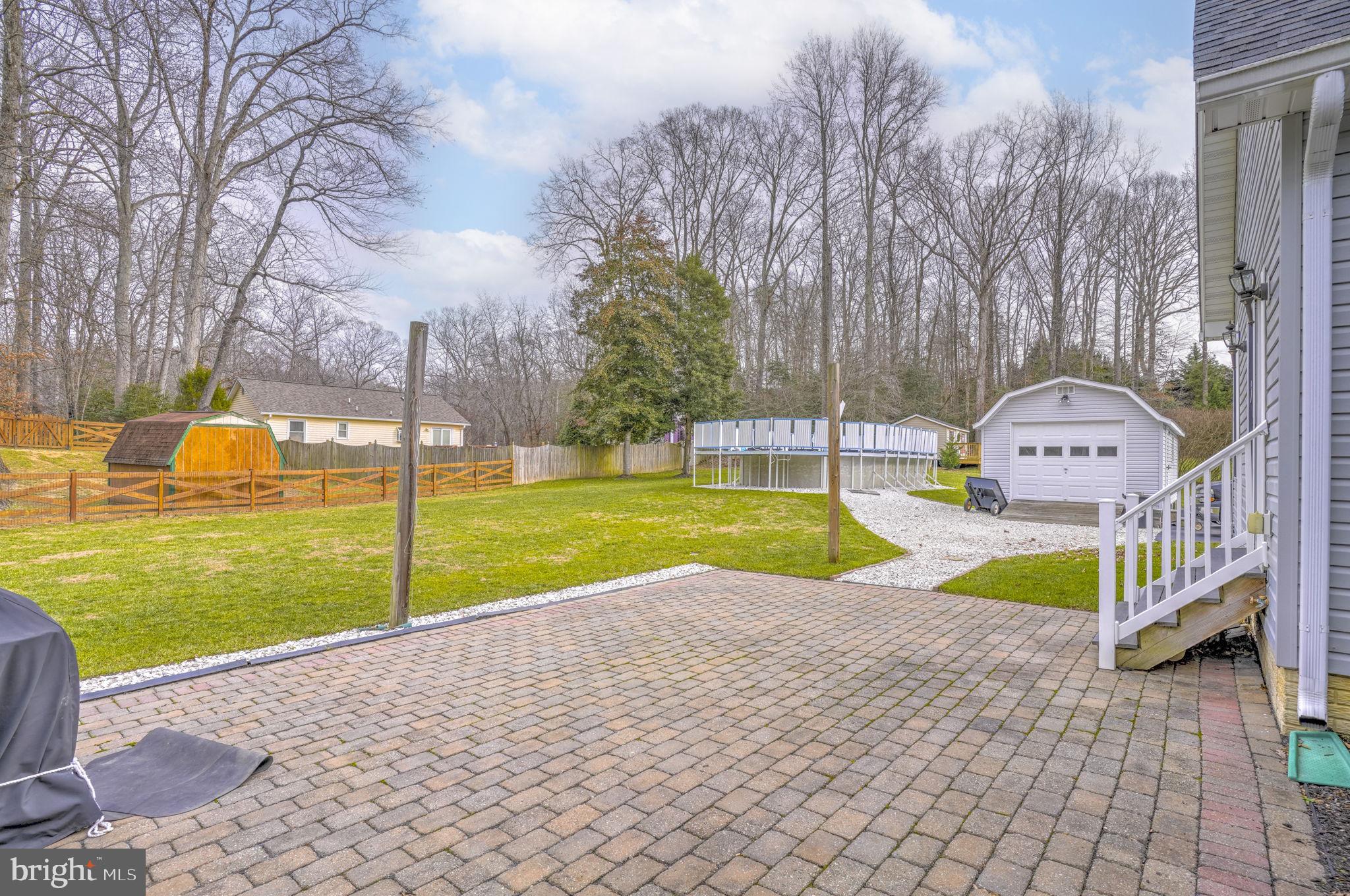 ROUSBY HALL WOODS - Residential