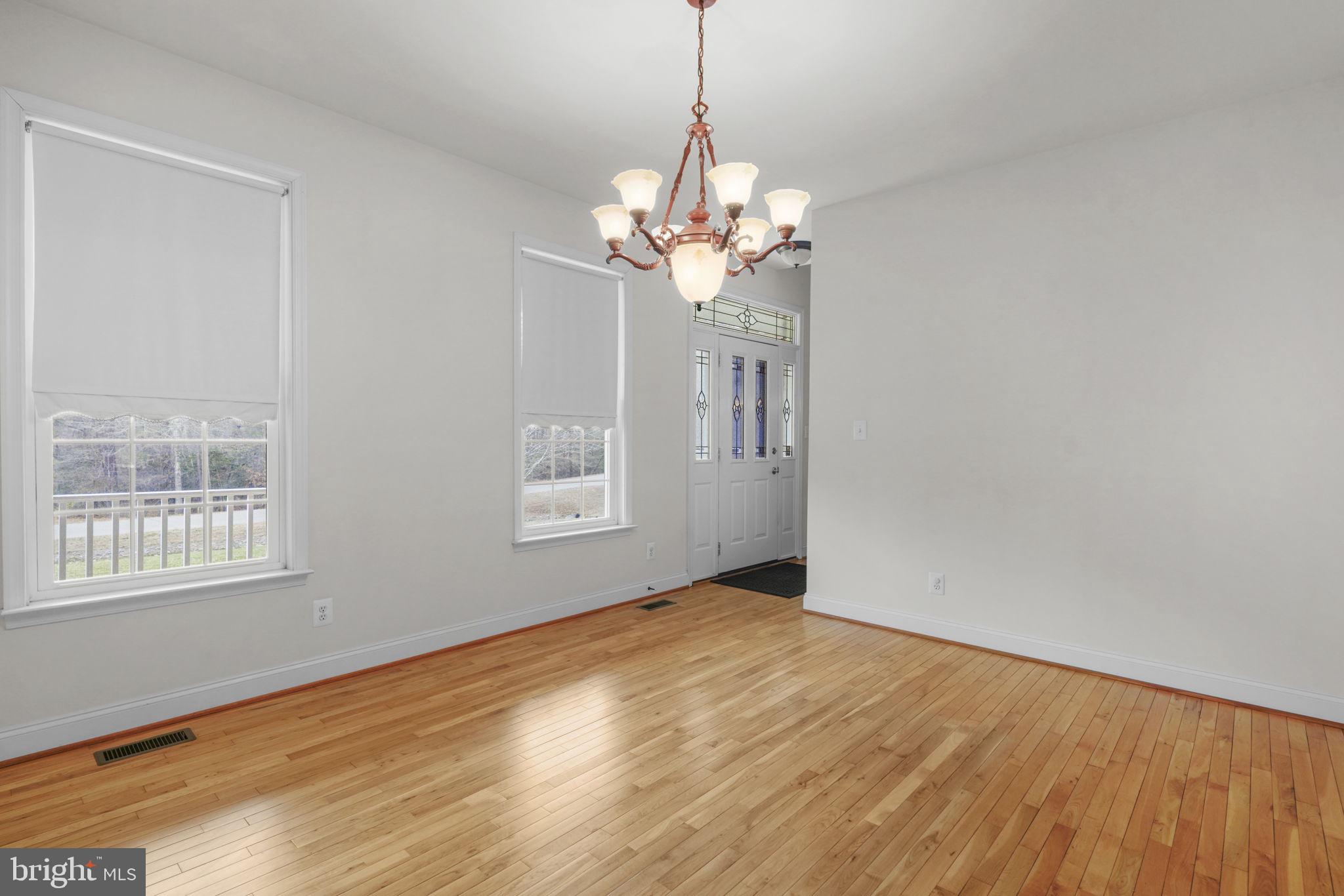 ROUSBY HALL WOODS - Residential