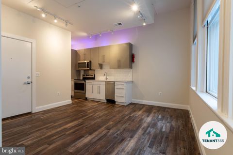 Condo For Rent - 8 E Fayette Street #201<br/> BALTIMORE, MD 21202
