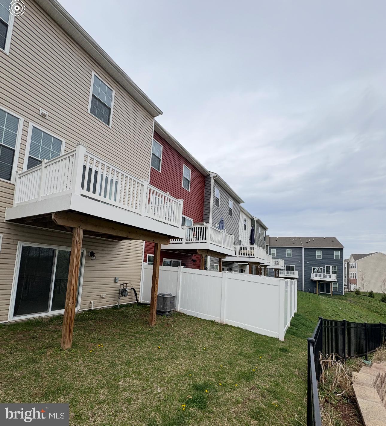 TUSCARORA CREEK - Residential Lease