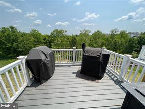 TUSCARORA CREEK - Residential Lease