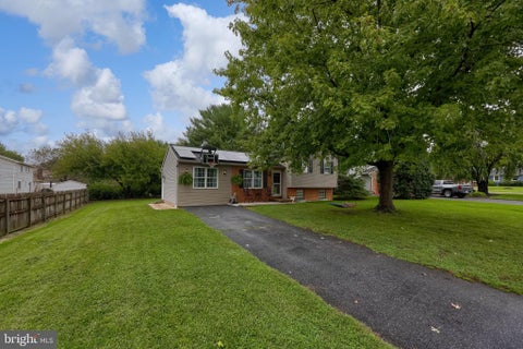 Homes For Sale - 1504 Mcfarland Drive<br/> Lancaster County, LANDISVILLE, PA 17538