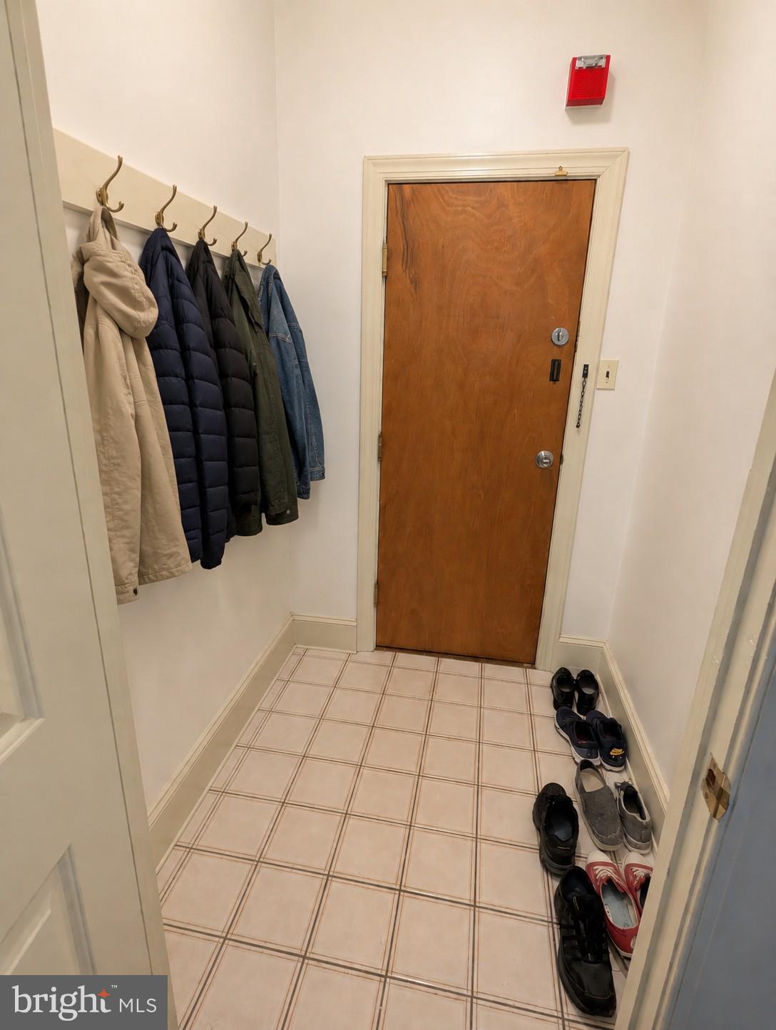 2826 POPLAR STREET UNIT 2