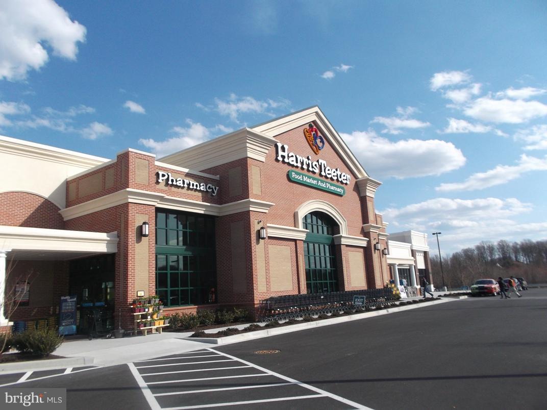 WAVERLY WOODS - Residential