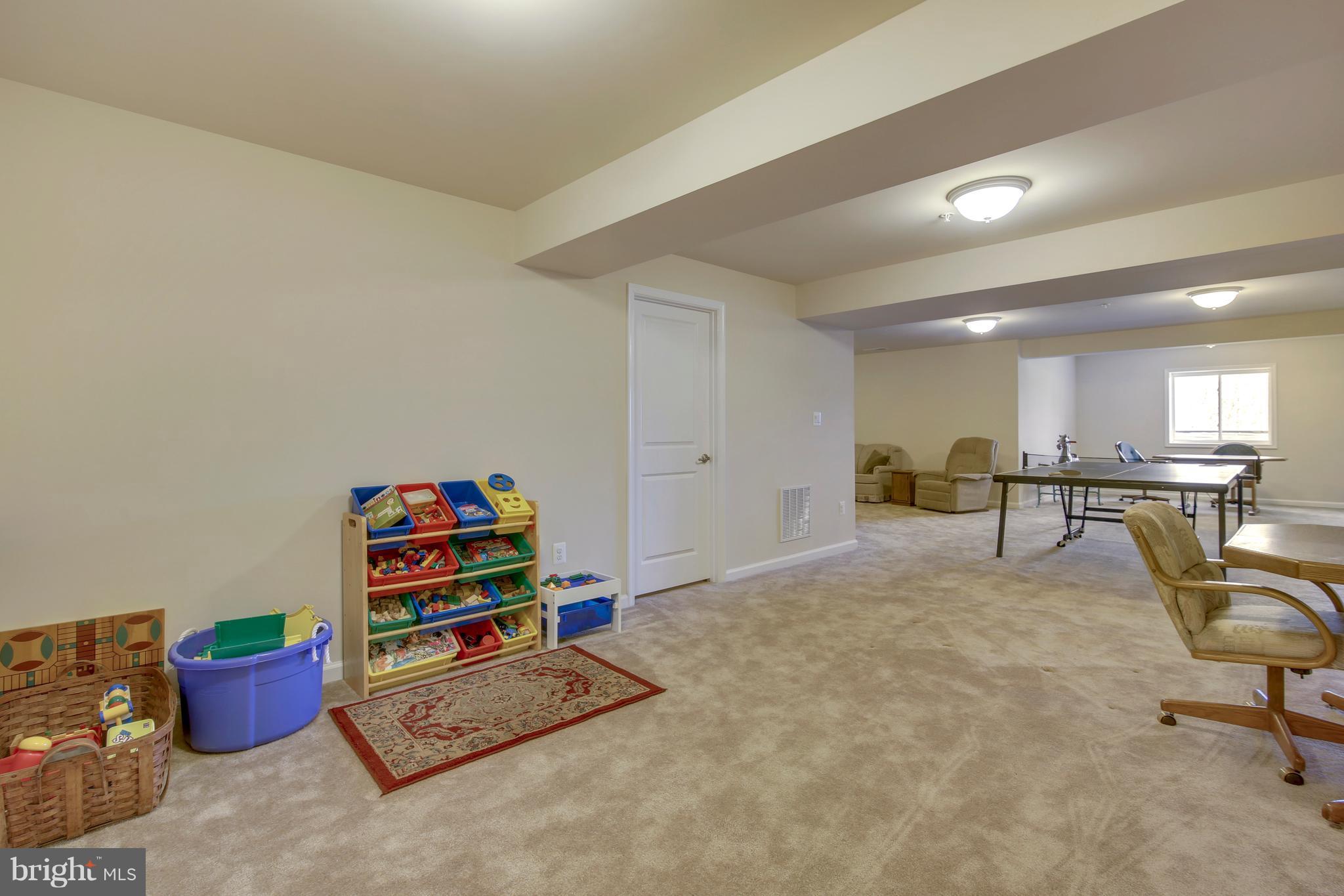 WAVERLY WOODS - Residential