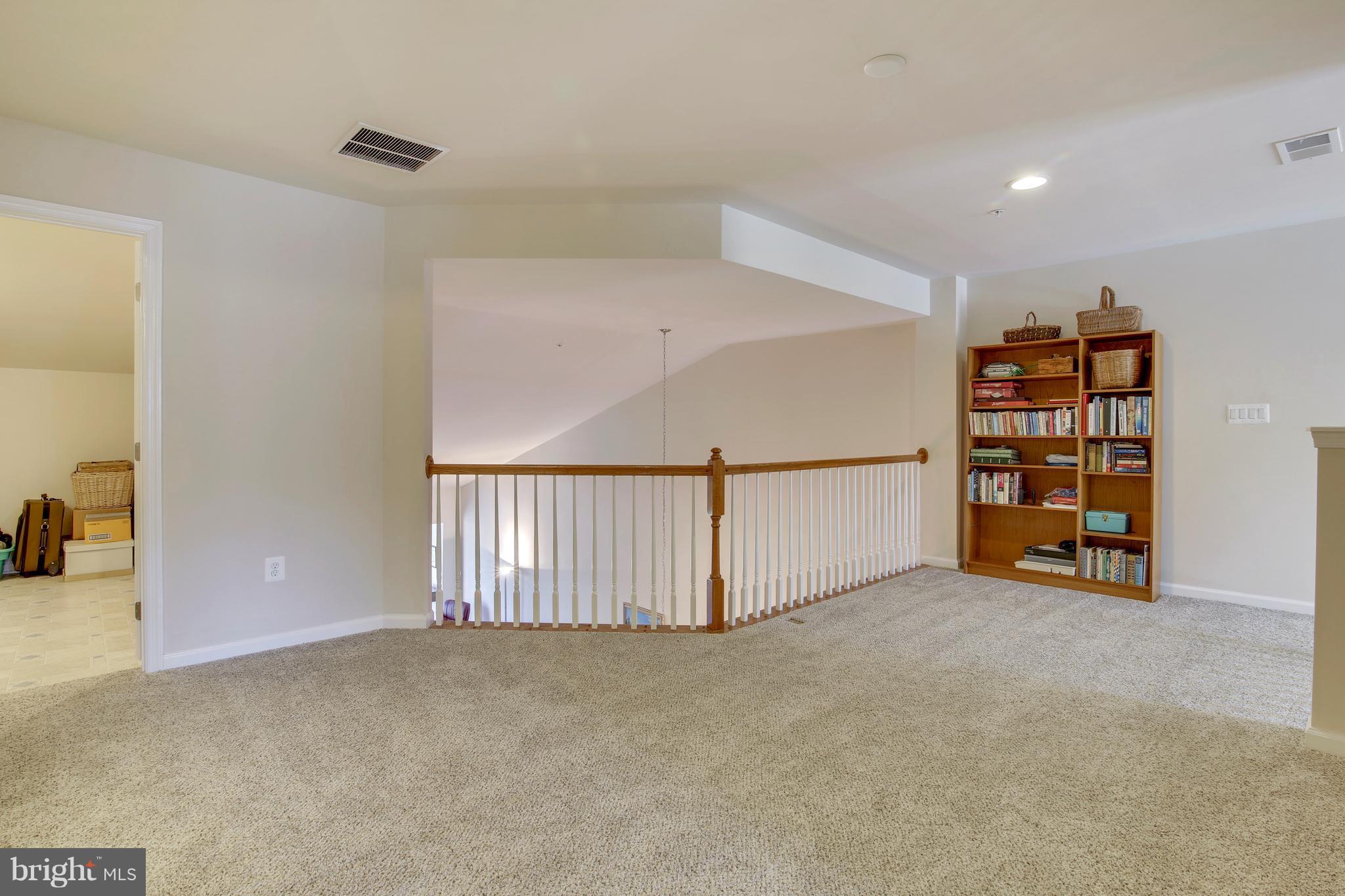 WAVERLY WOODS - Residential