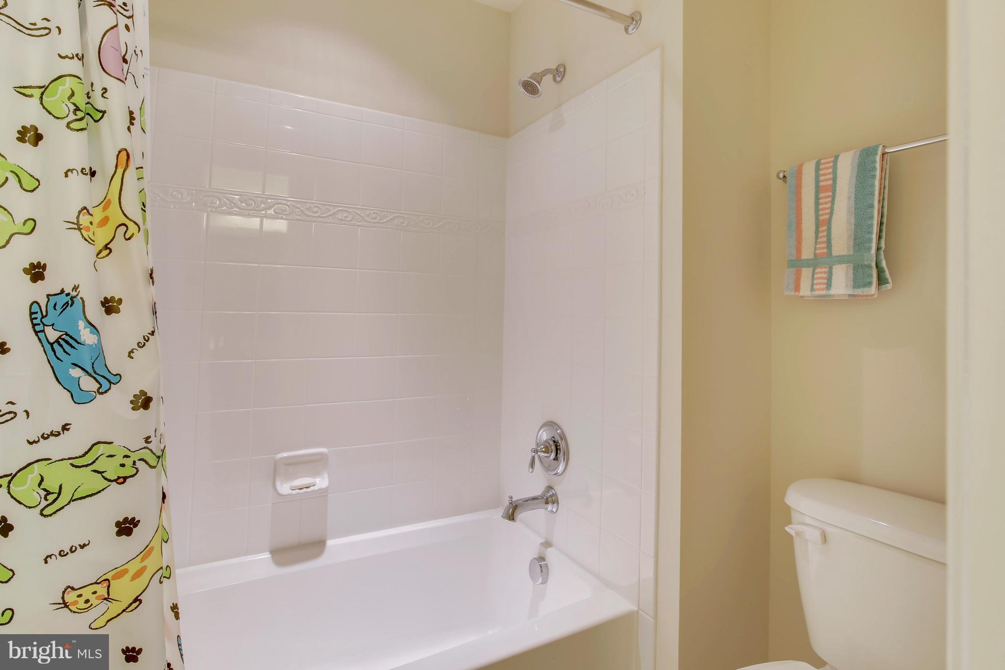 WAVERLY WOODS - Residential