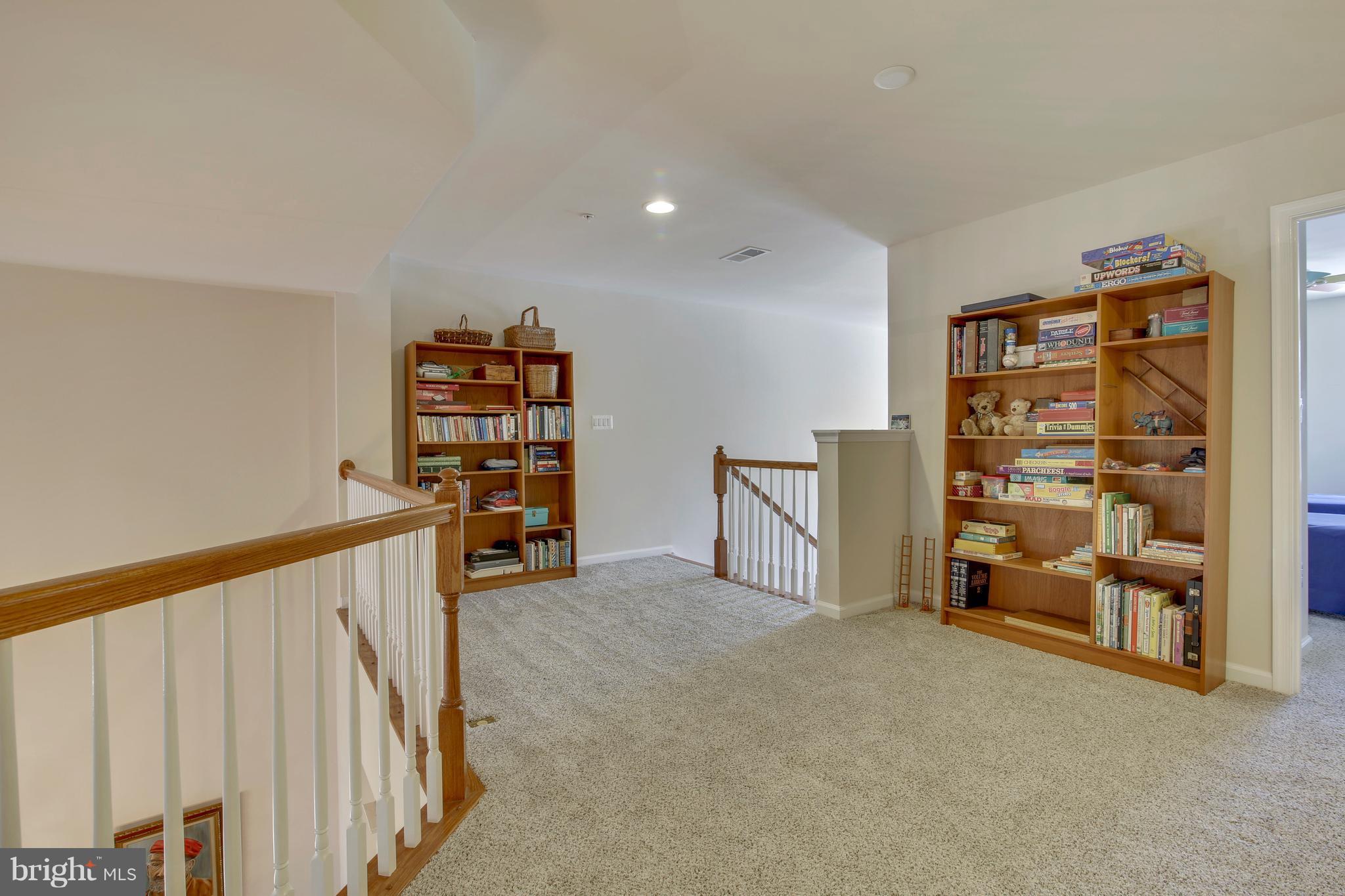 WAVERLY WOODS - Residential