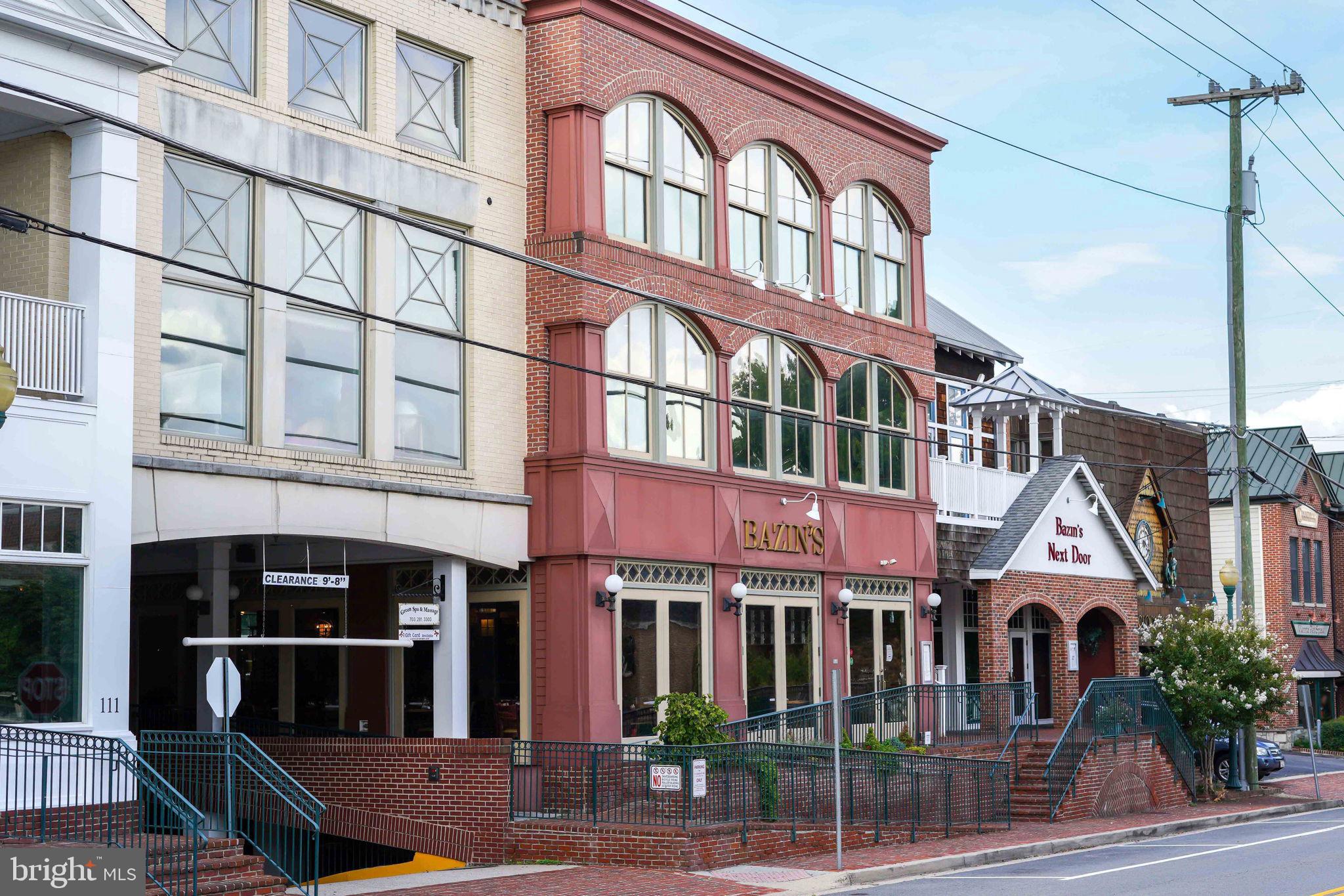 WEST VIENNA WOODS - Residential