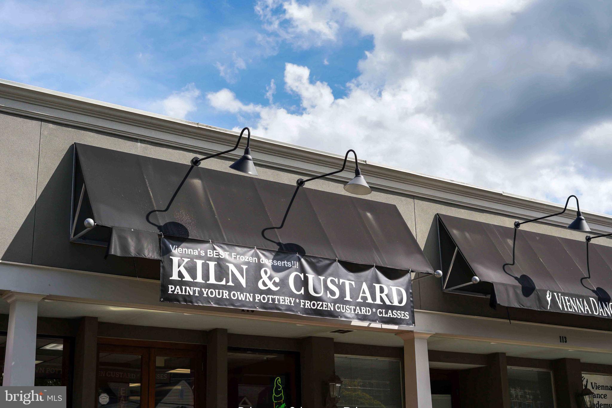 WEST VIENNA WOODS - Residential