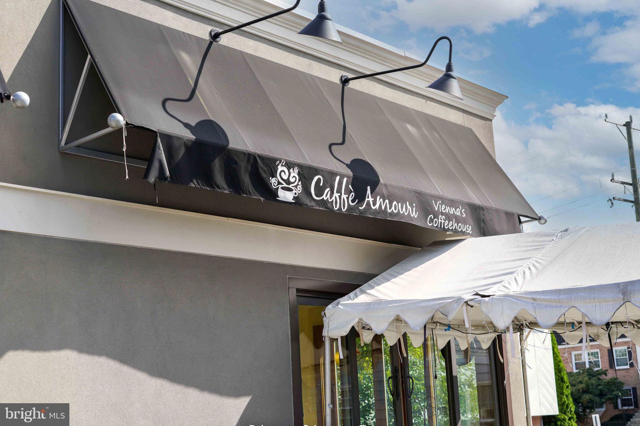 WEST VIENNA WOODS - Residential