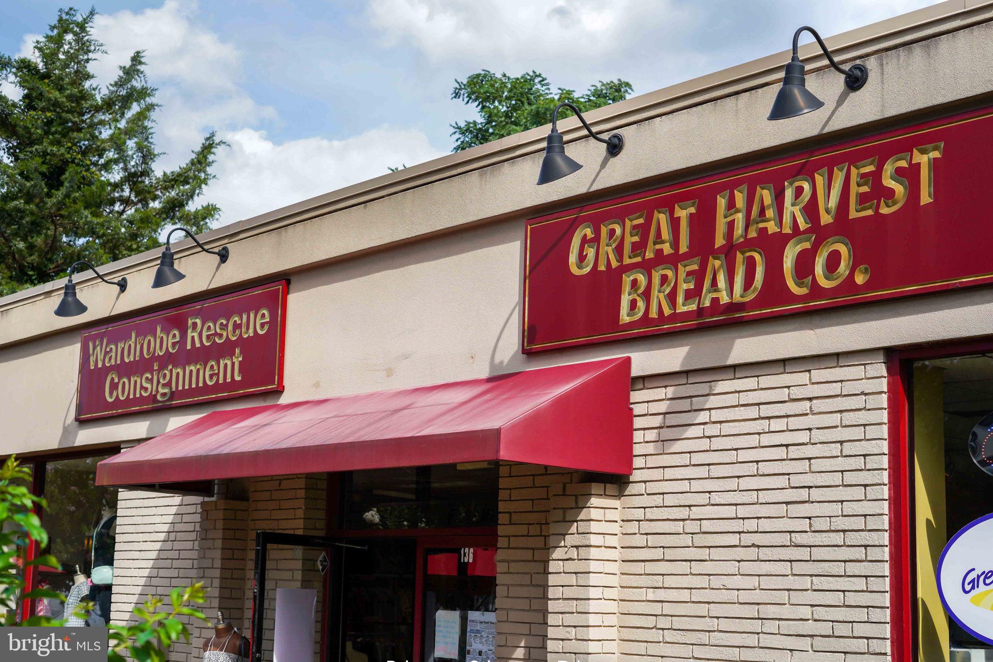 WEST VIENNA WOODS - Residential