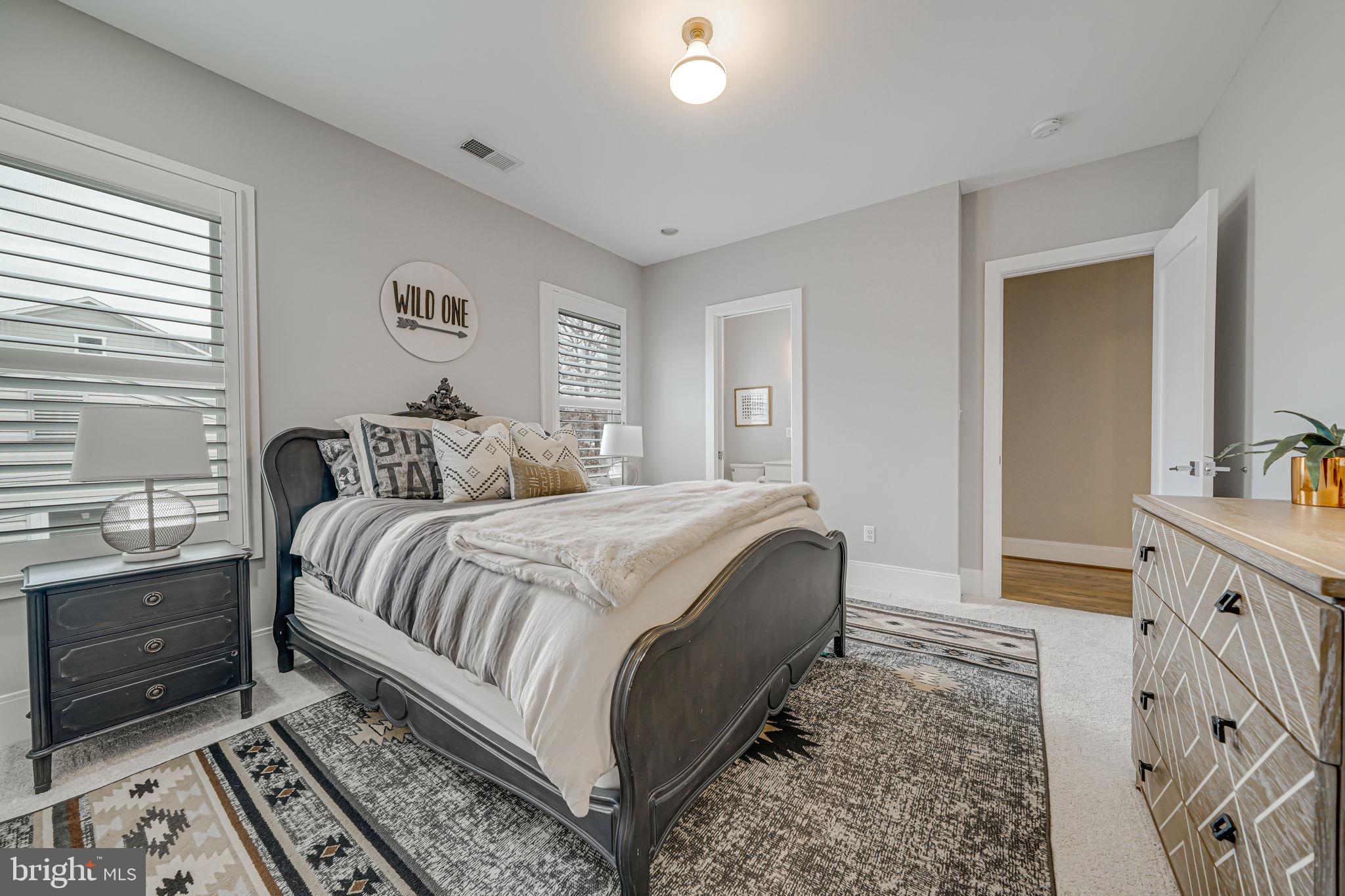 WEST VIENNA WOODS - Residential