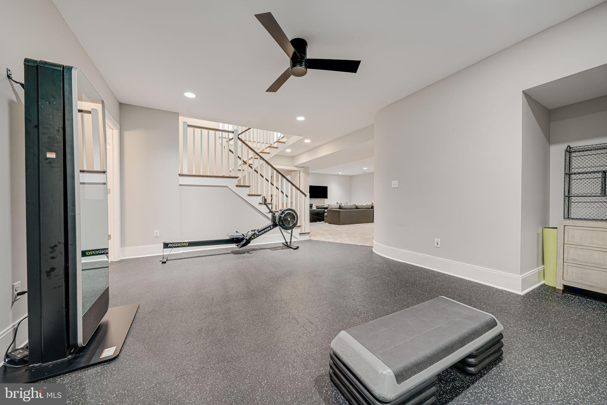 WEST VIENNA WOODS - Residential