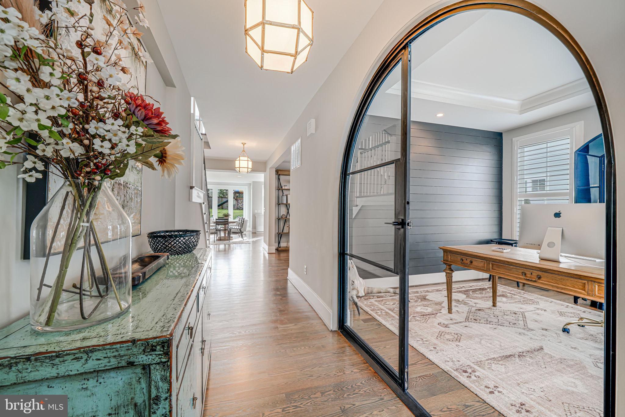 WEST VIENNA WOODS - Residential