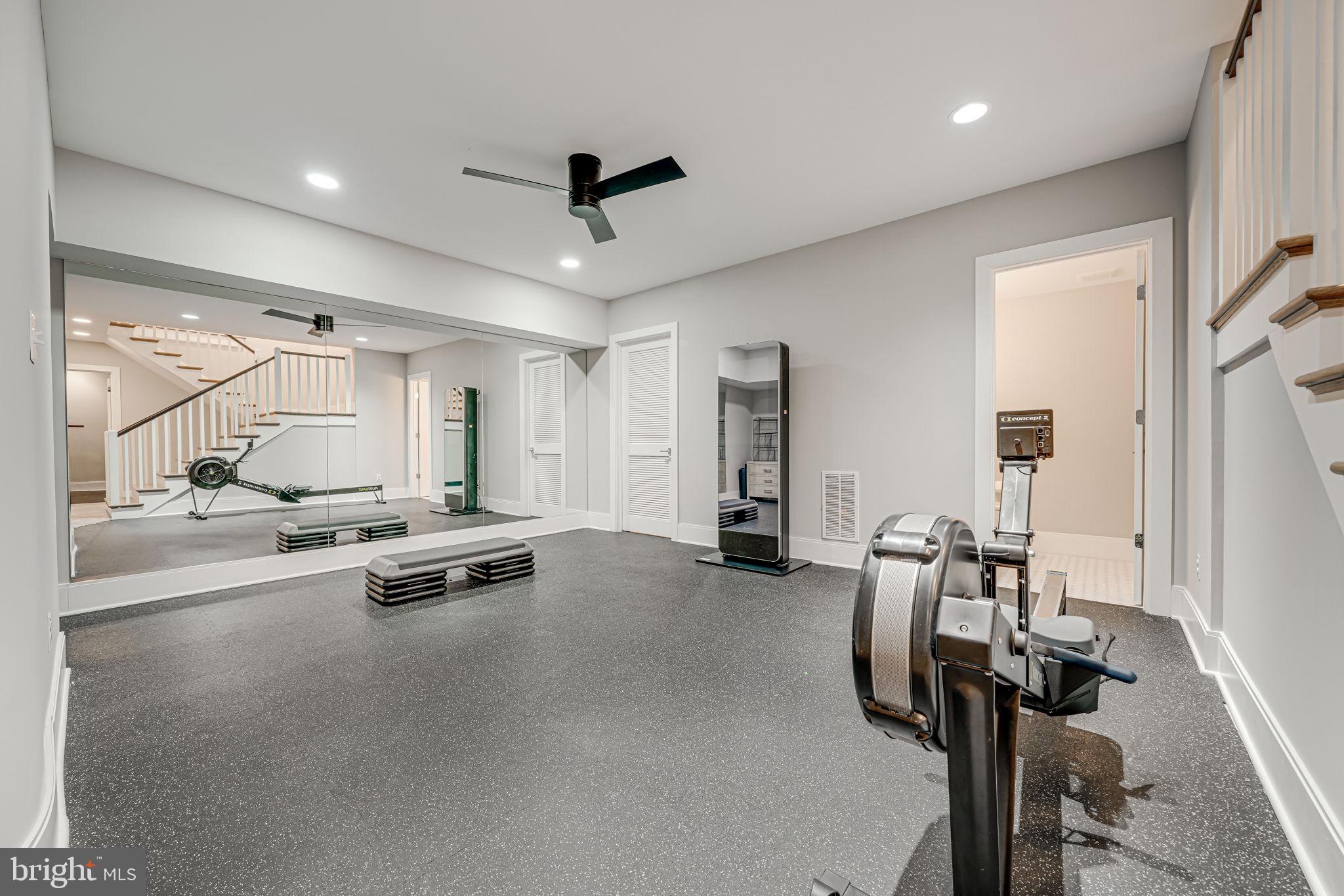 WEST VIENNA WOODS - Residential