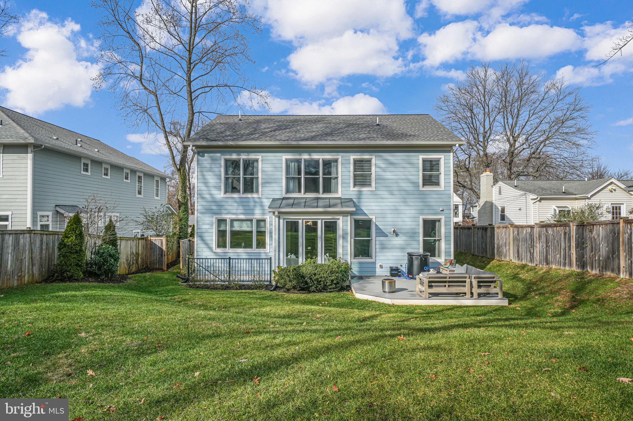 WEST VIENNA WOODS - Residential