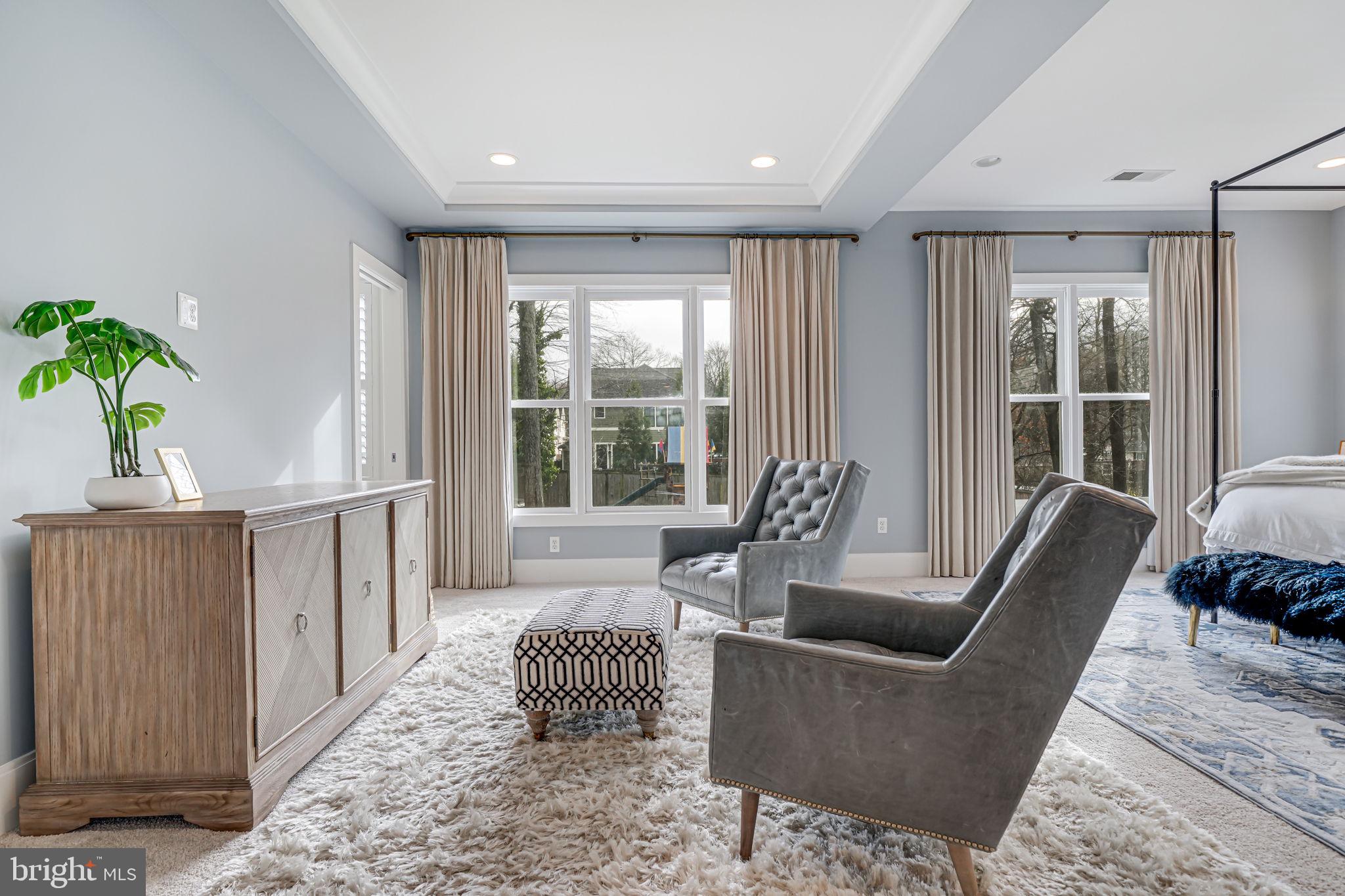 WEST VIENNA WOODS - Residential