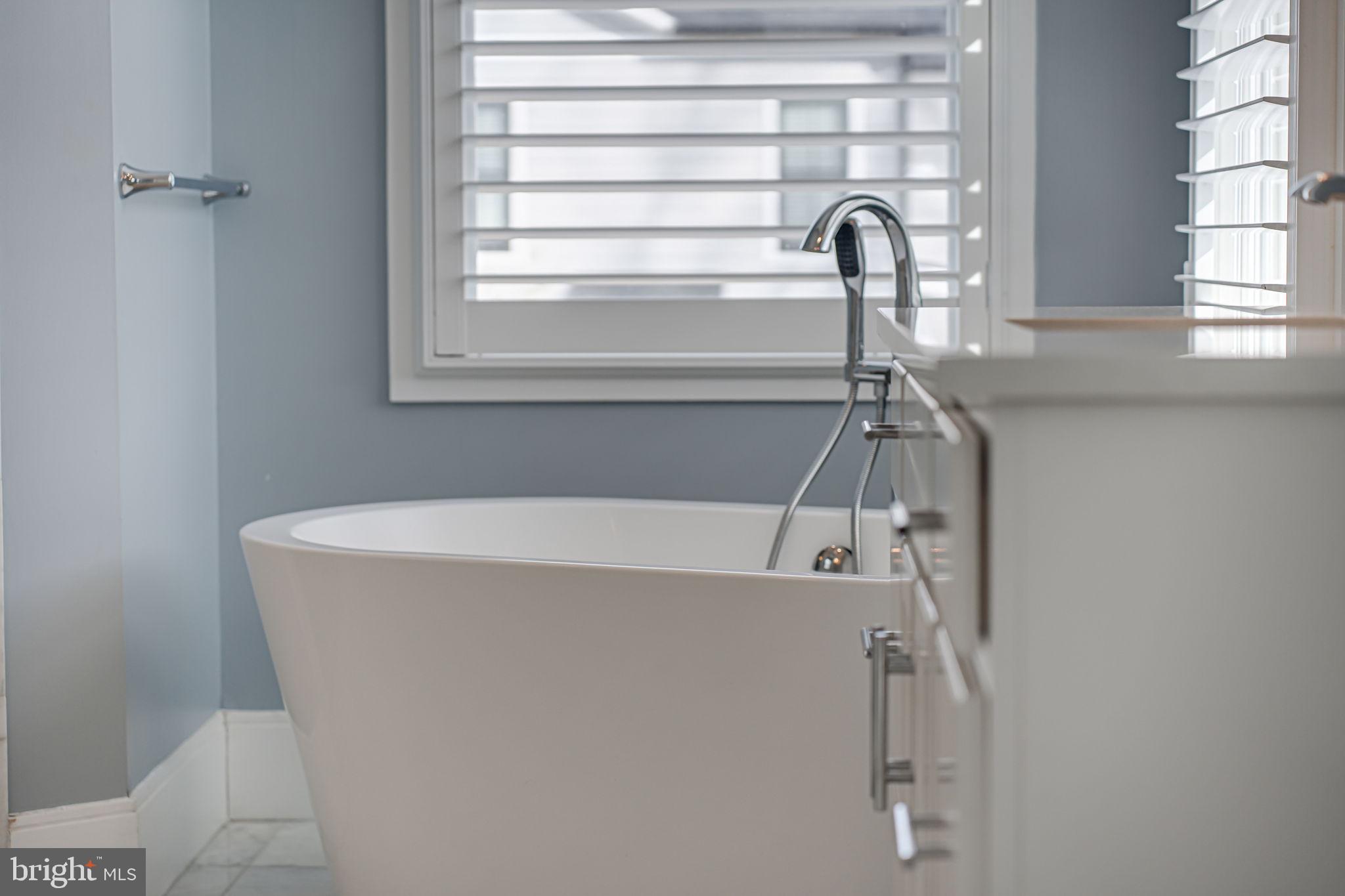 WEST VIENNA WOODS - Residential