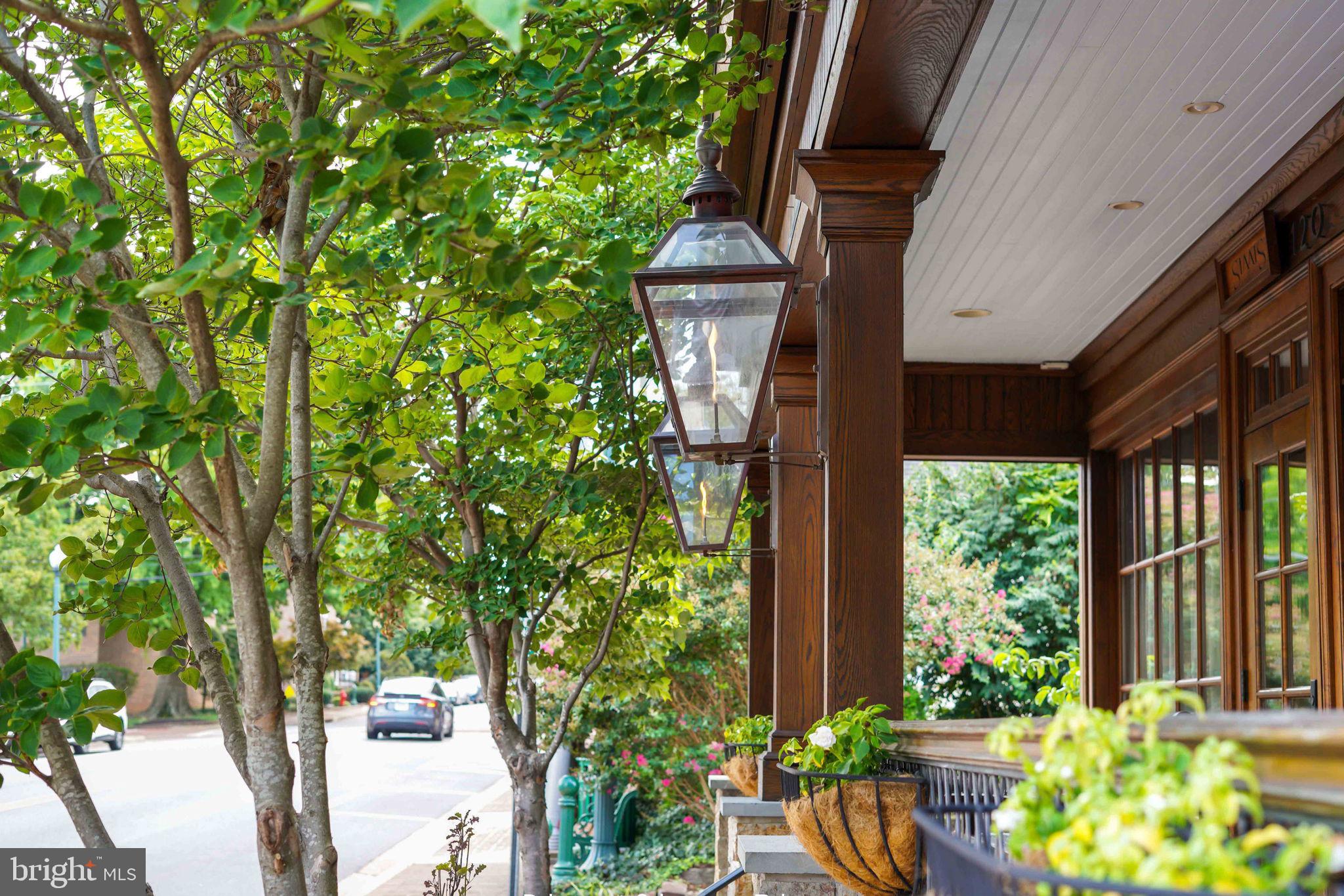 WEST VIENNA WOODS - Residential