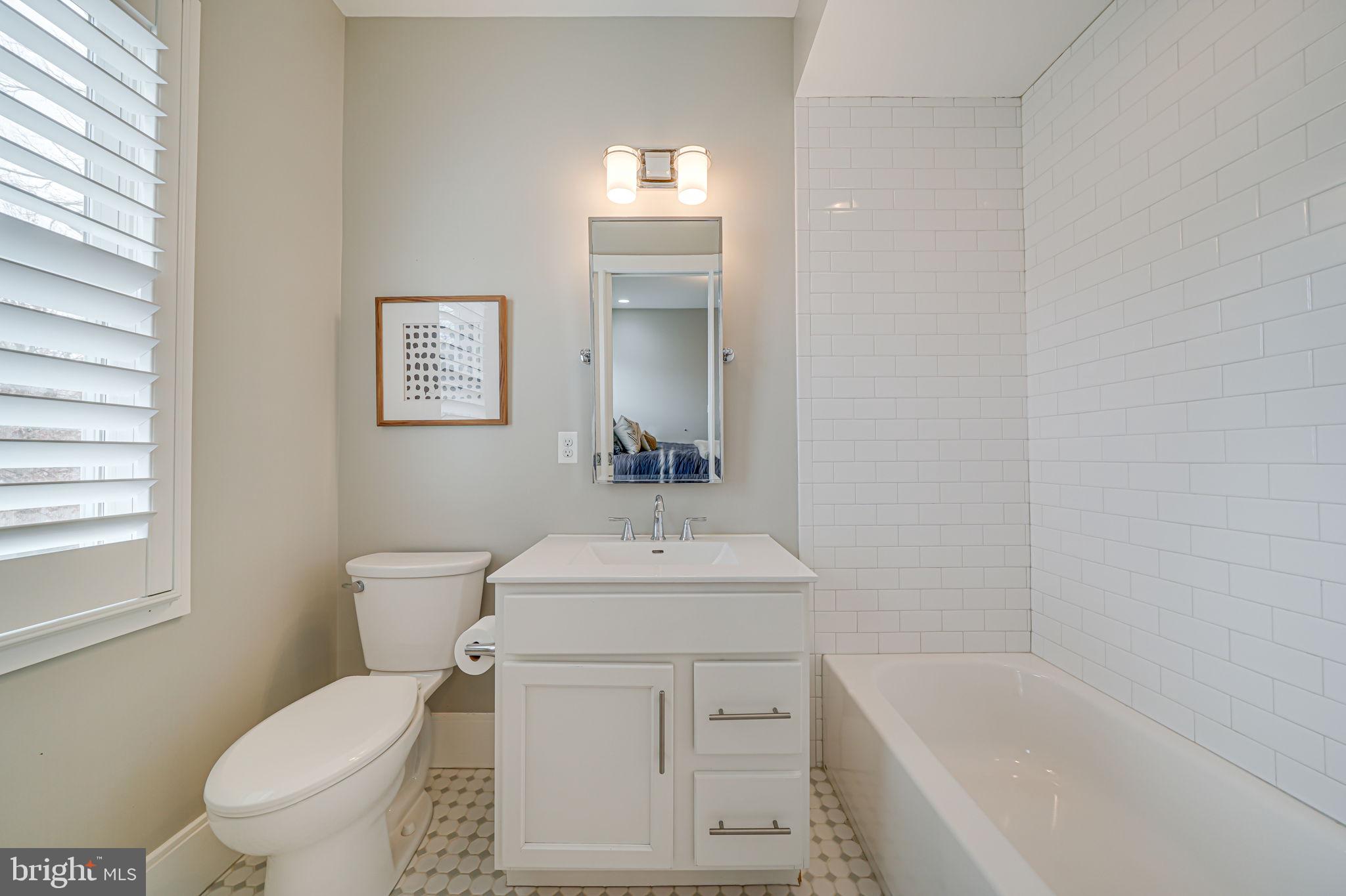 WEST VIENNA WOODS - Residential