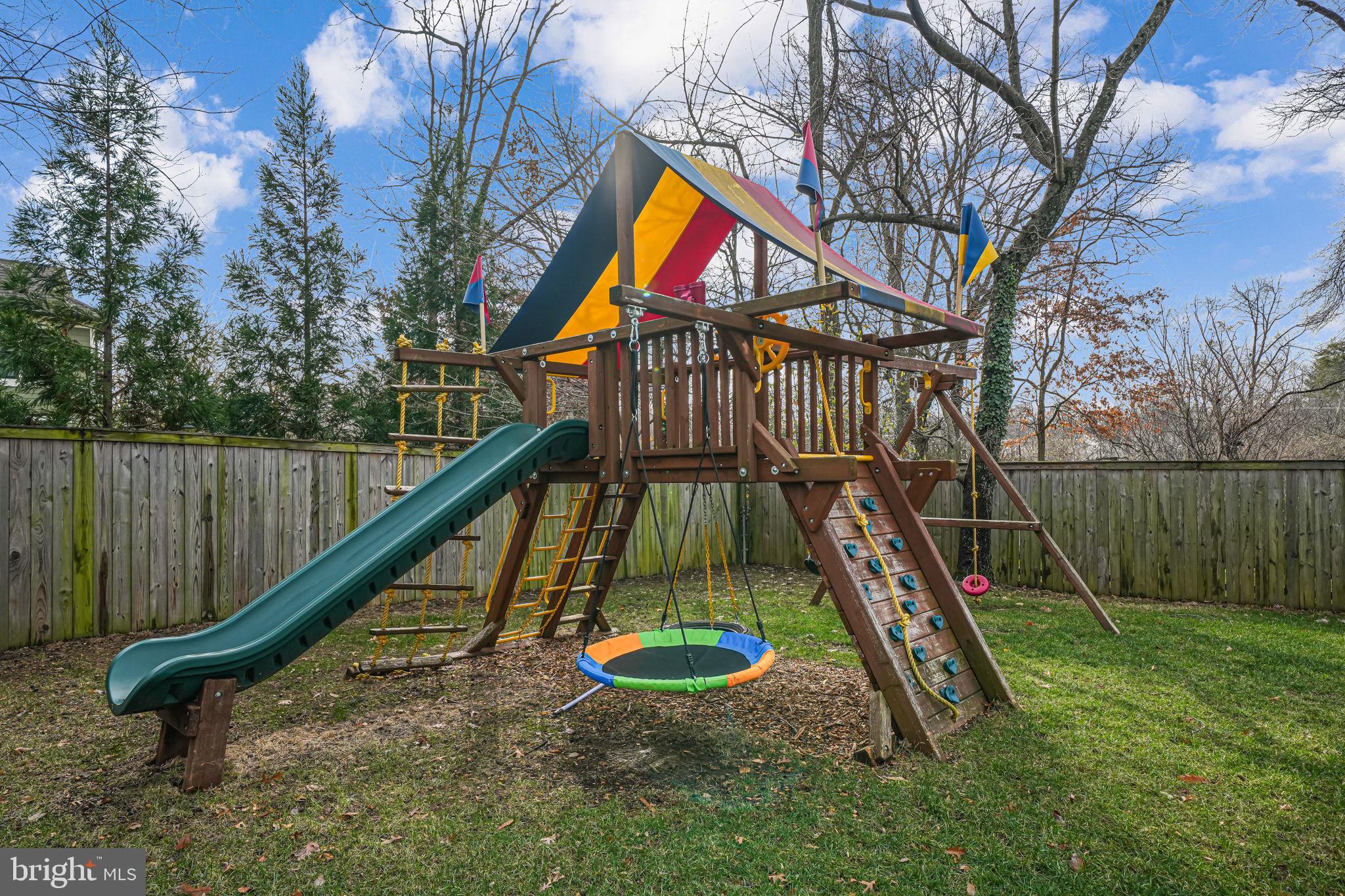 WEST VIENNA WOODS - Residential