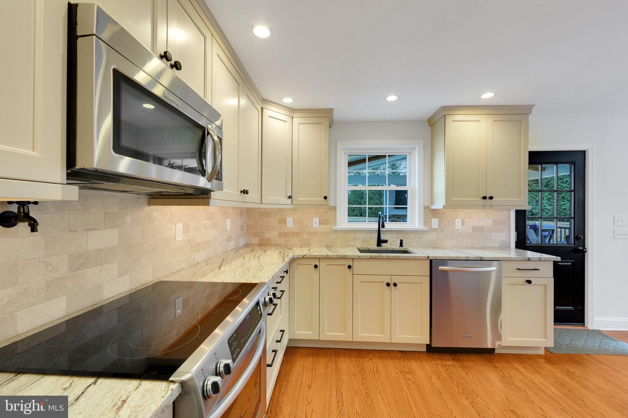 DEEPDALE - Residential