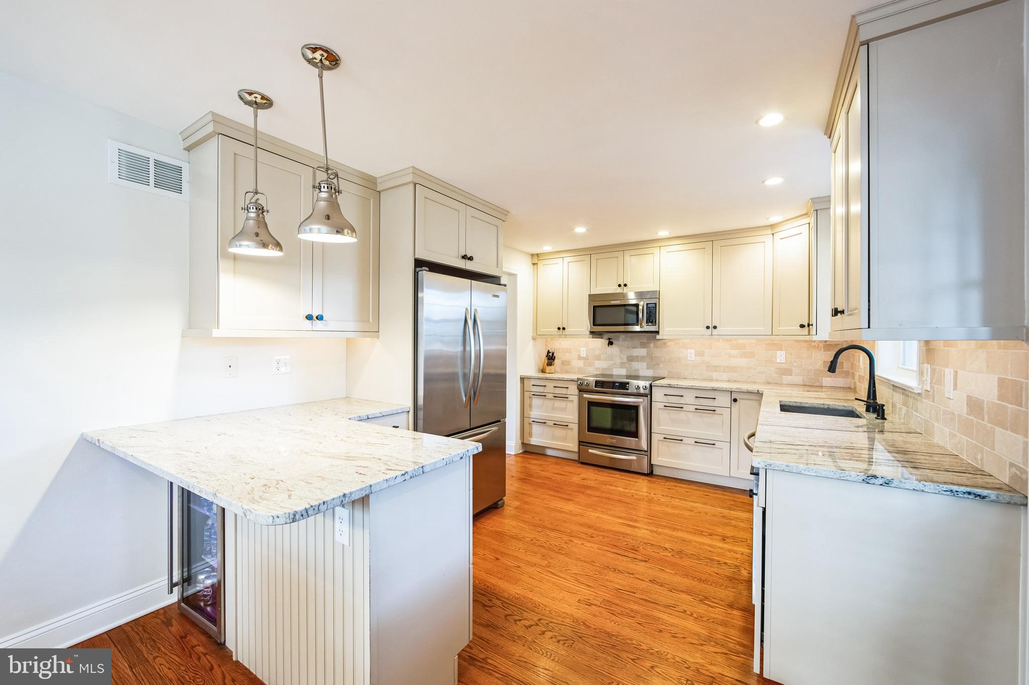 DEEPDALE - Residential