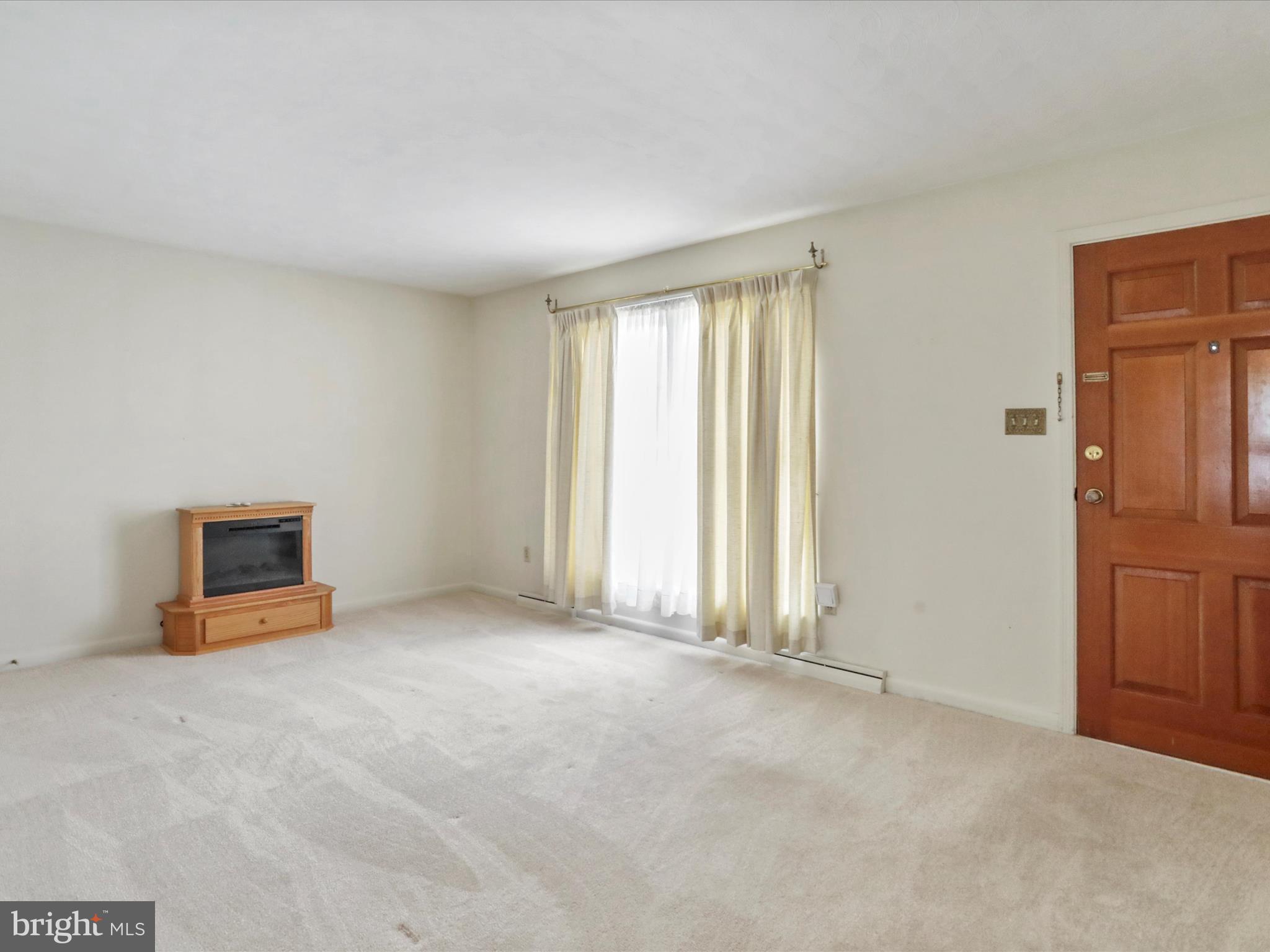 5996 VALLEY PIKE