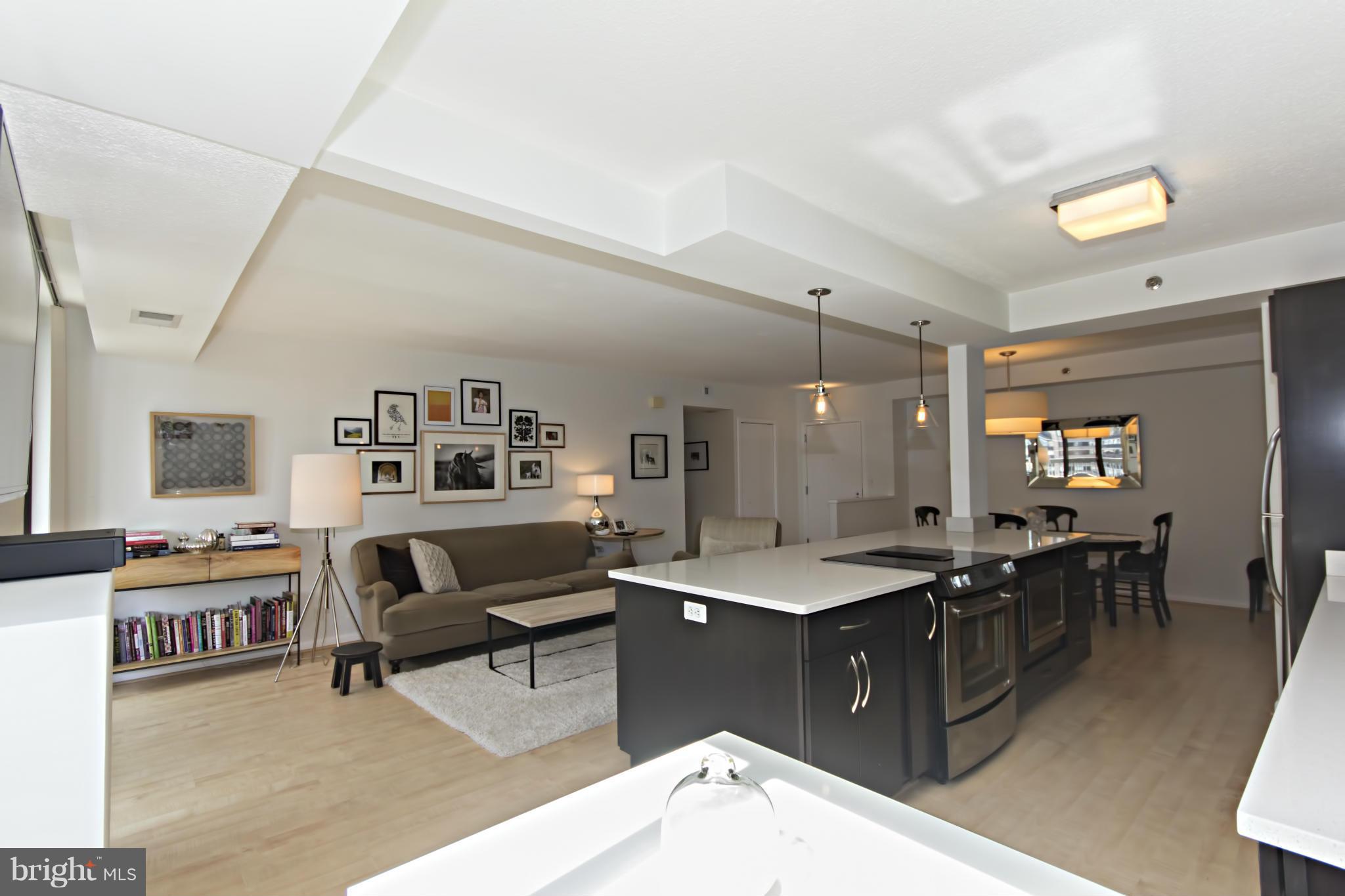 SKYLINE SQUARE CONDO - Residential