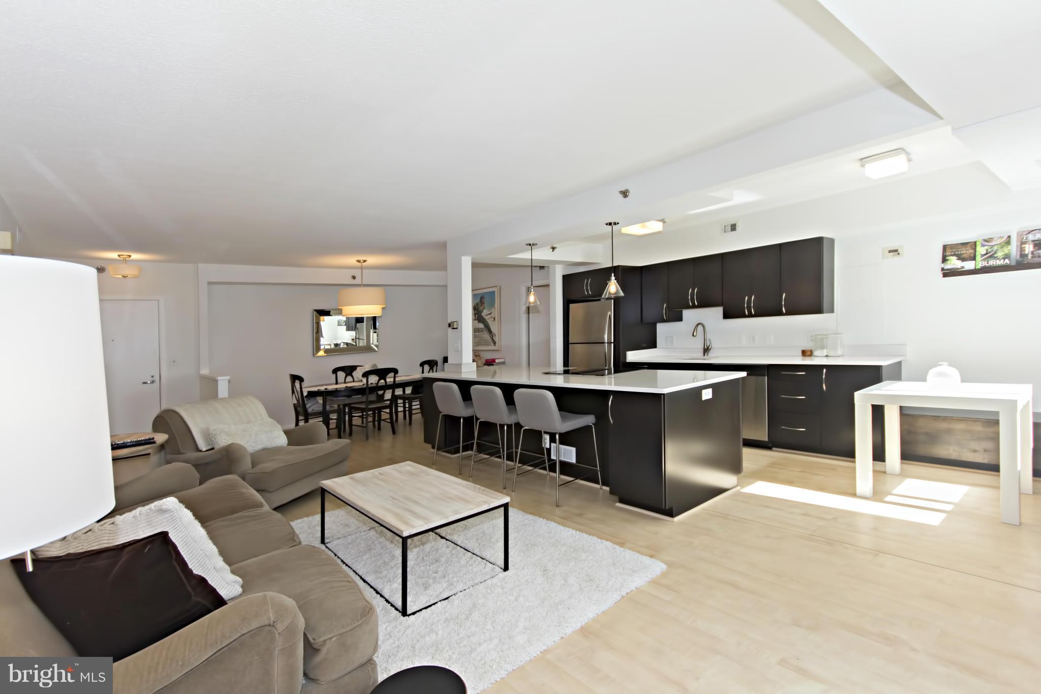 SKYLINE SQUARE CONDO - Residential