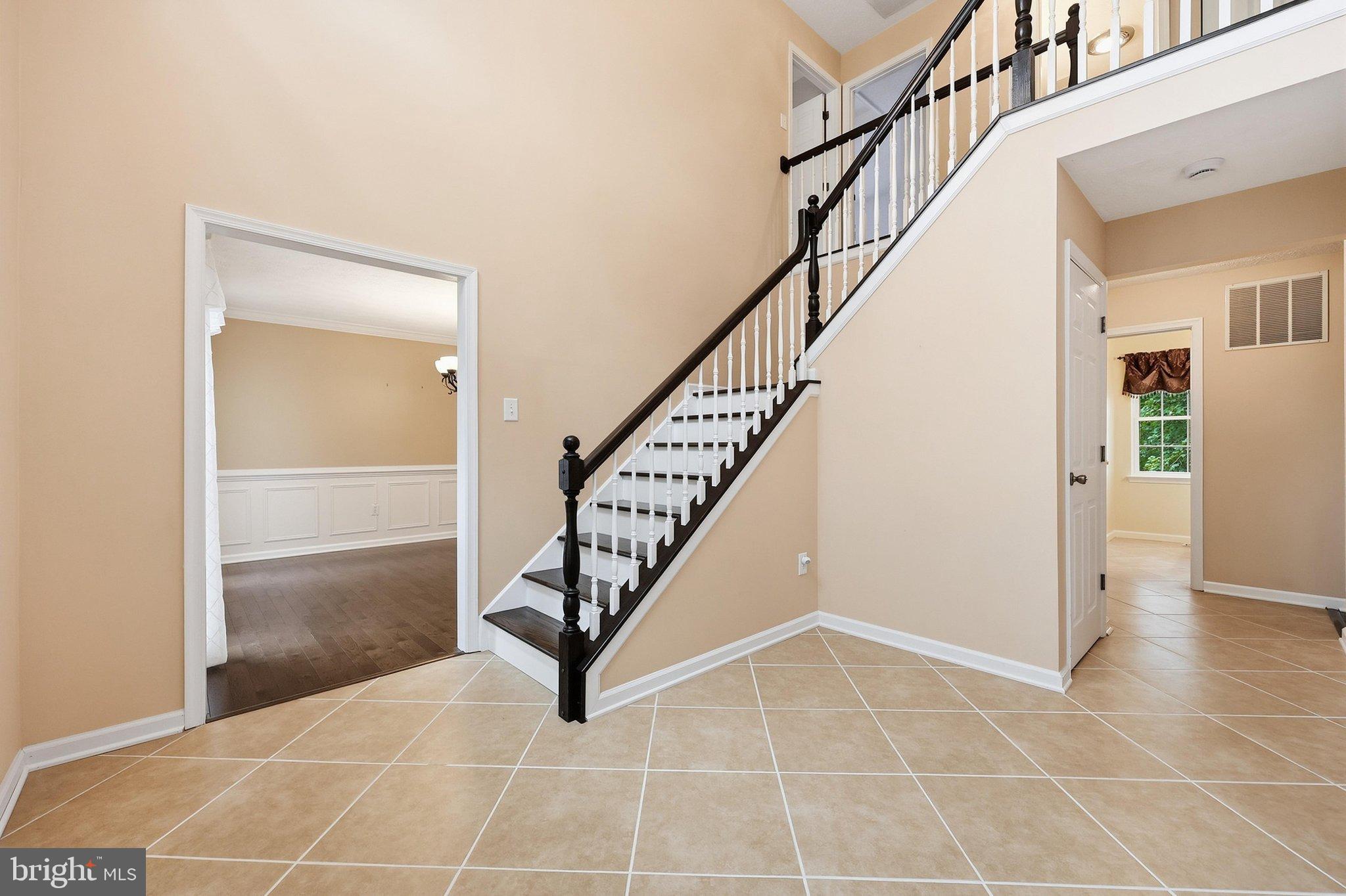 376 WINGED FOOT DRIVE