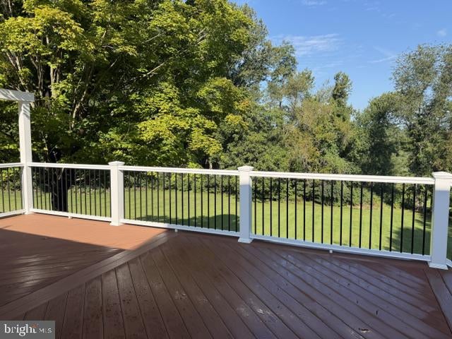 376 WINGED FOOT DRIVE